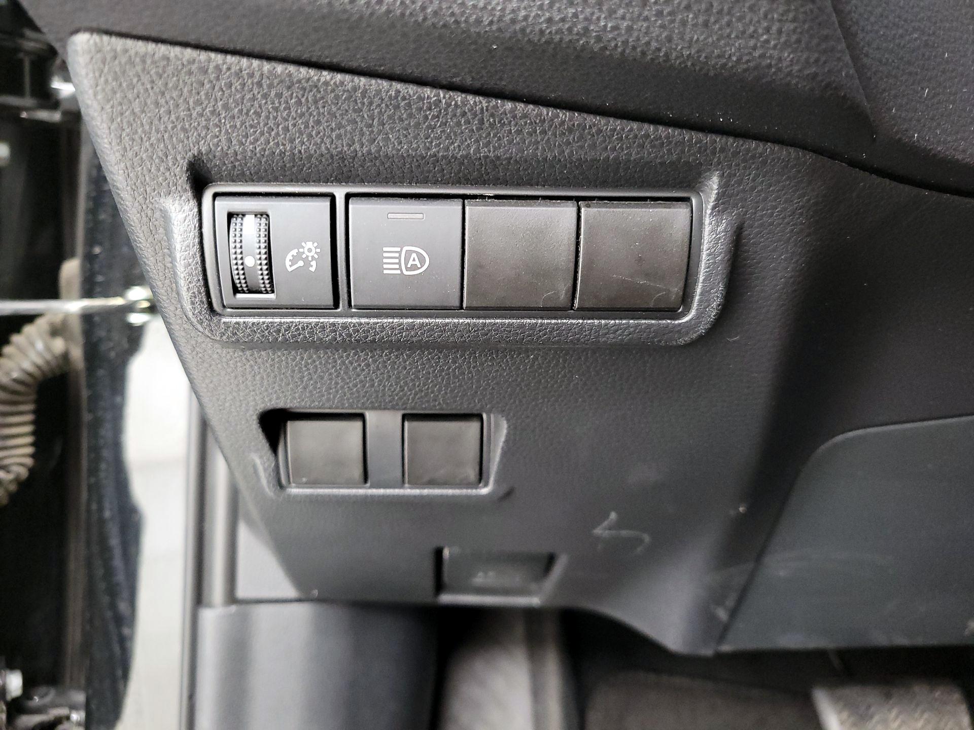 Thumbnail: 2025 Toyota Corolla Cross - 13