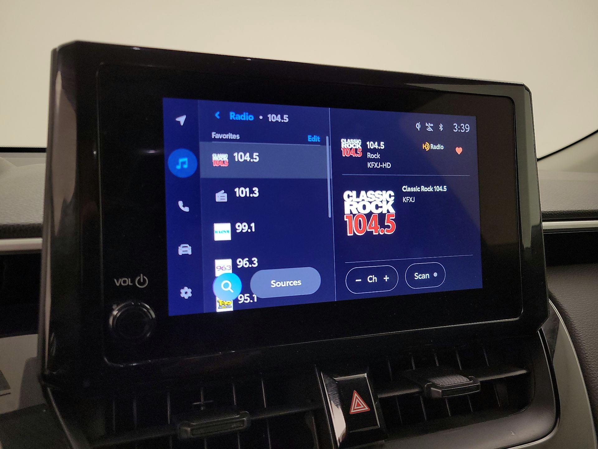 Thumbnail: 2025 Toyota Corolla Cross - 15