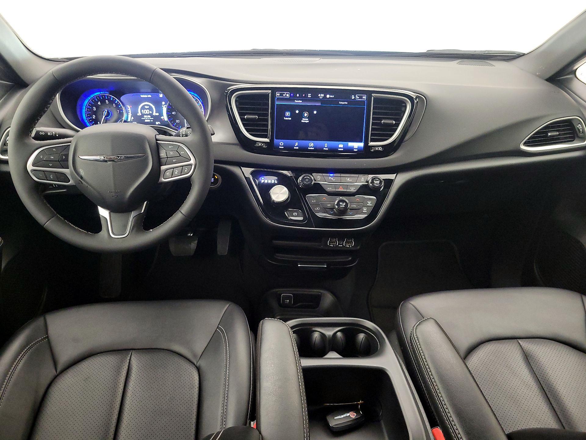 Thumbnail: 2025 Chrysler Pacifica - 9