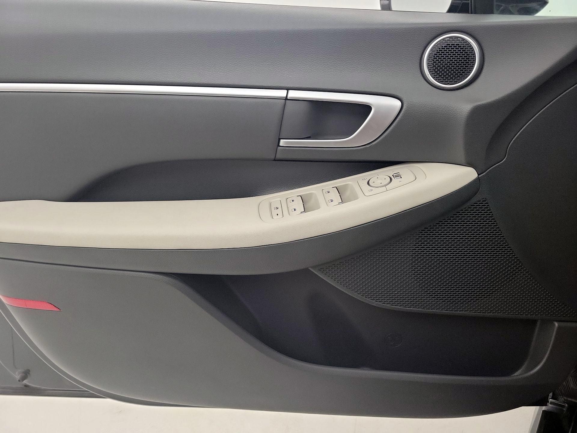 Thumbnail: 2025 Hyundai Sonata - 12