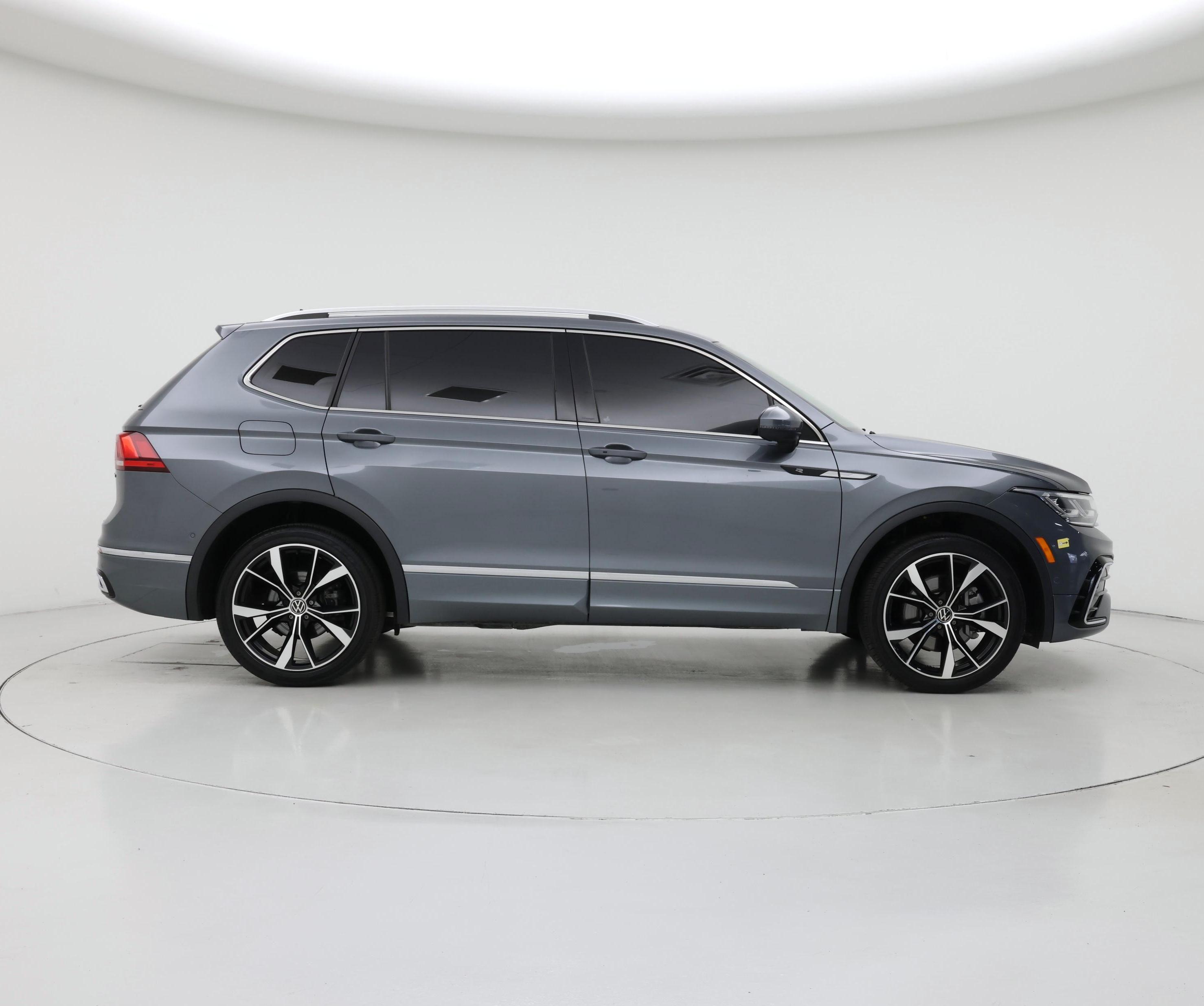 Thumbnail: 2022 Volkswagen Tiguan - 7