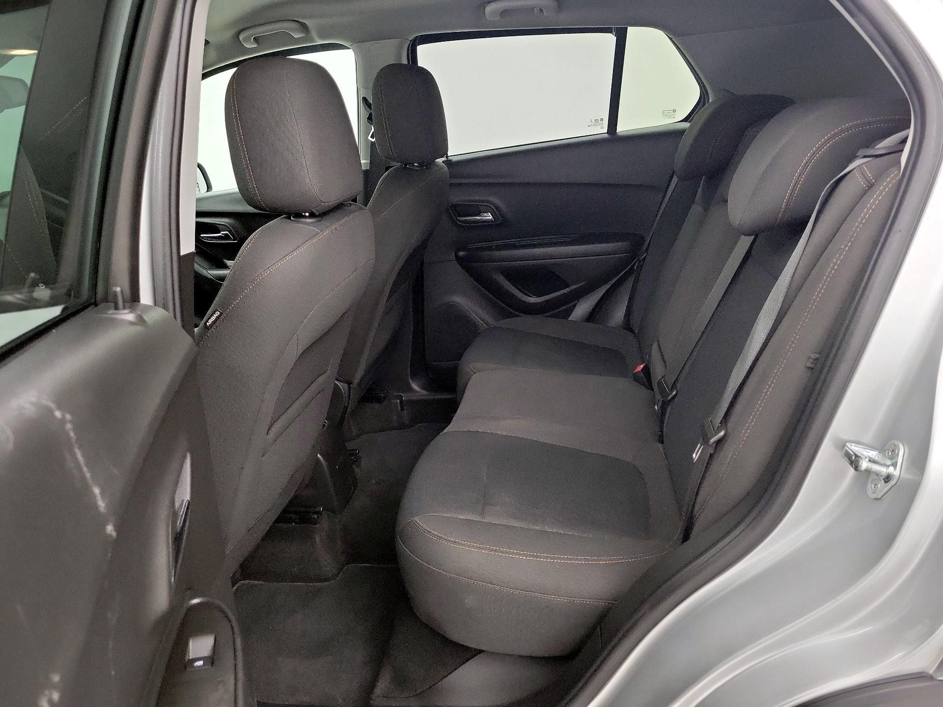 Thumbnail: 2022 Chevrolet Trax - 19