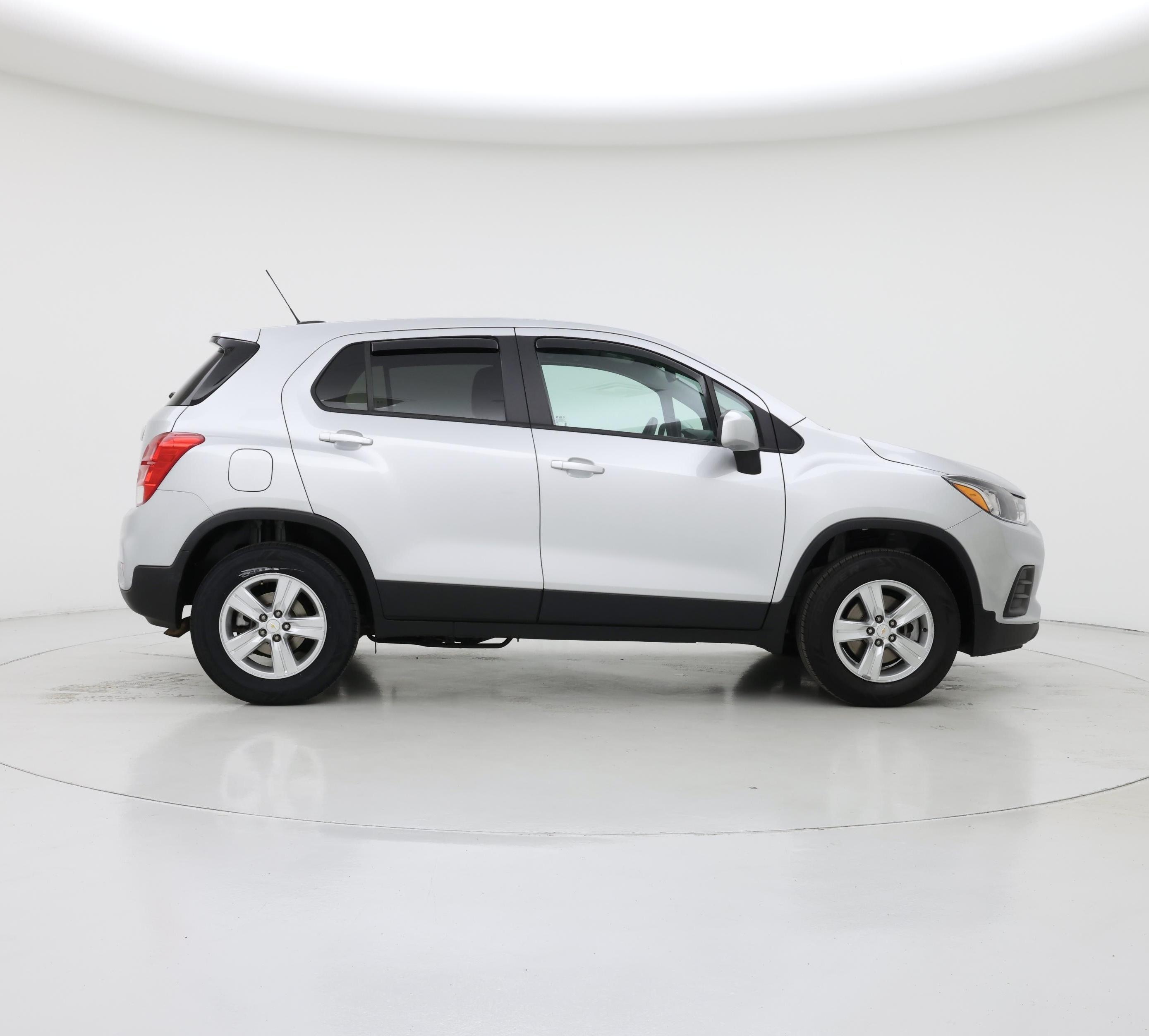 Thumbnail: 2022 Chevrolet Trax - 7