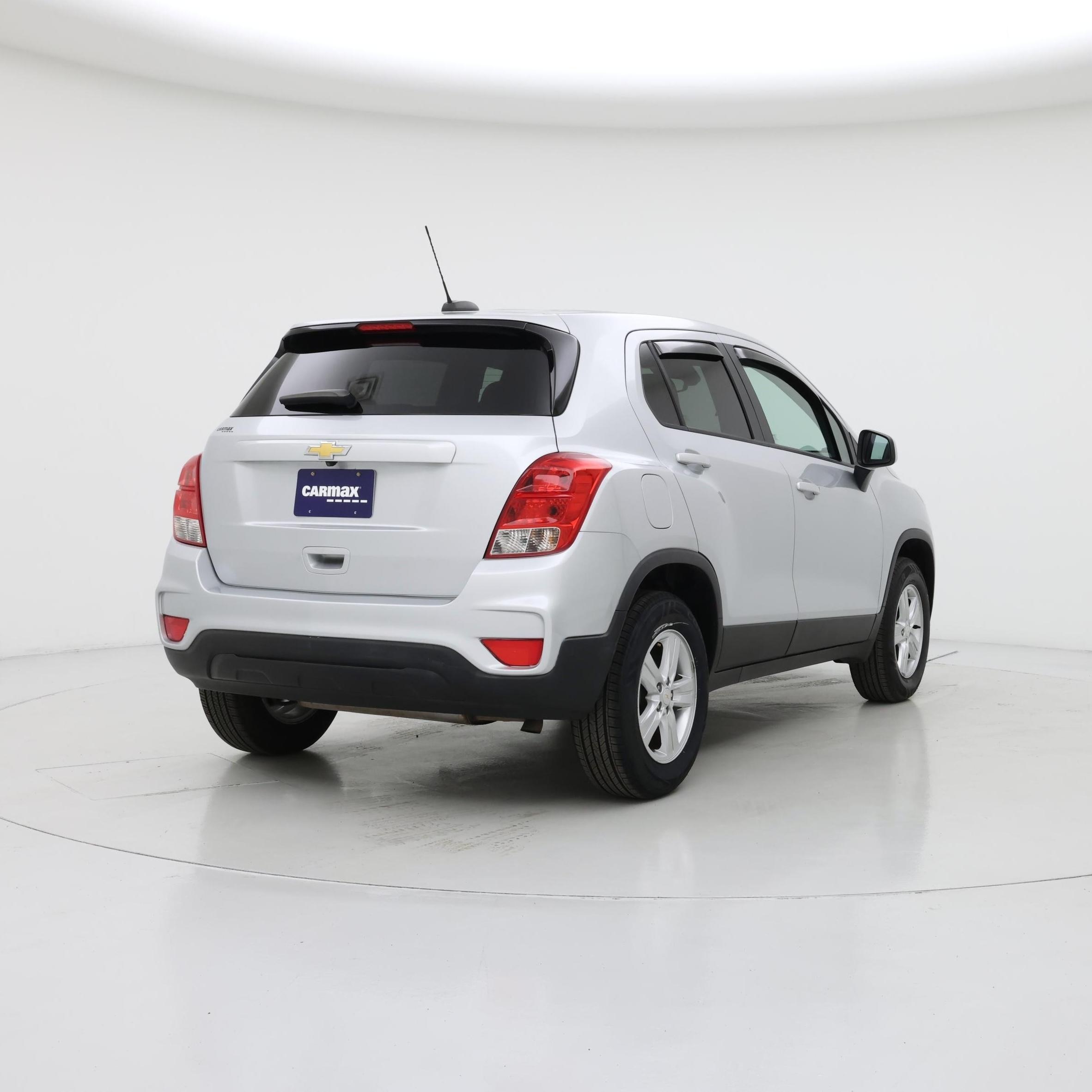 Thumbnail: 2022 Chevrolet Trax - 8