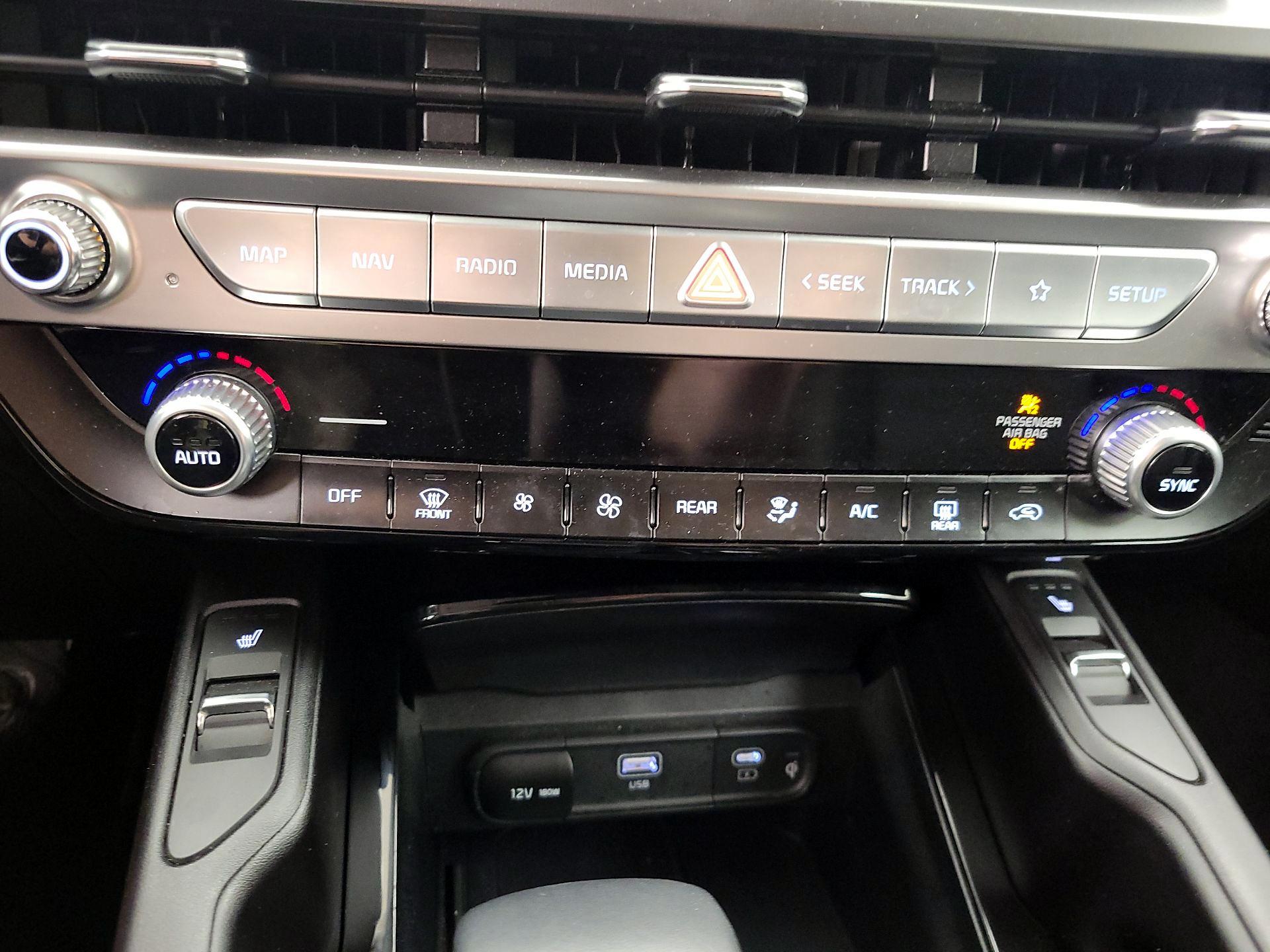 Thumbnail: 2025 Kia Telluride - 17