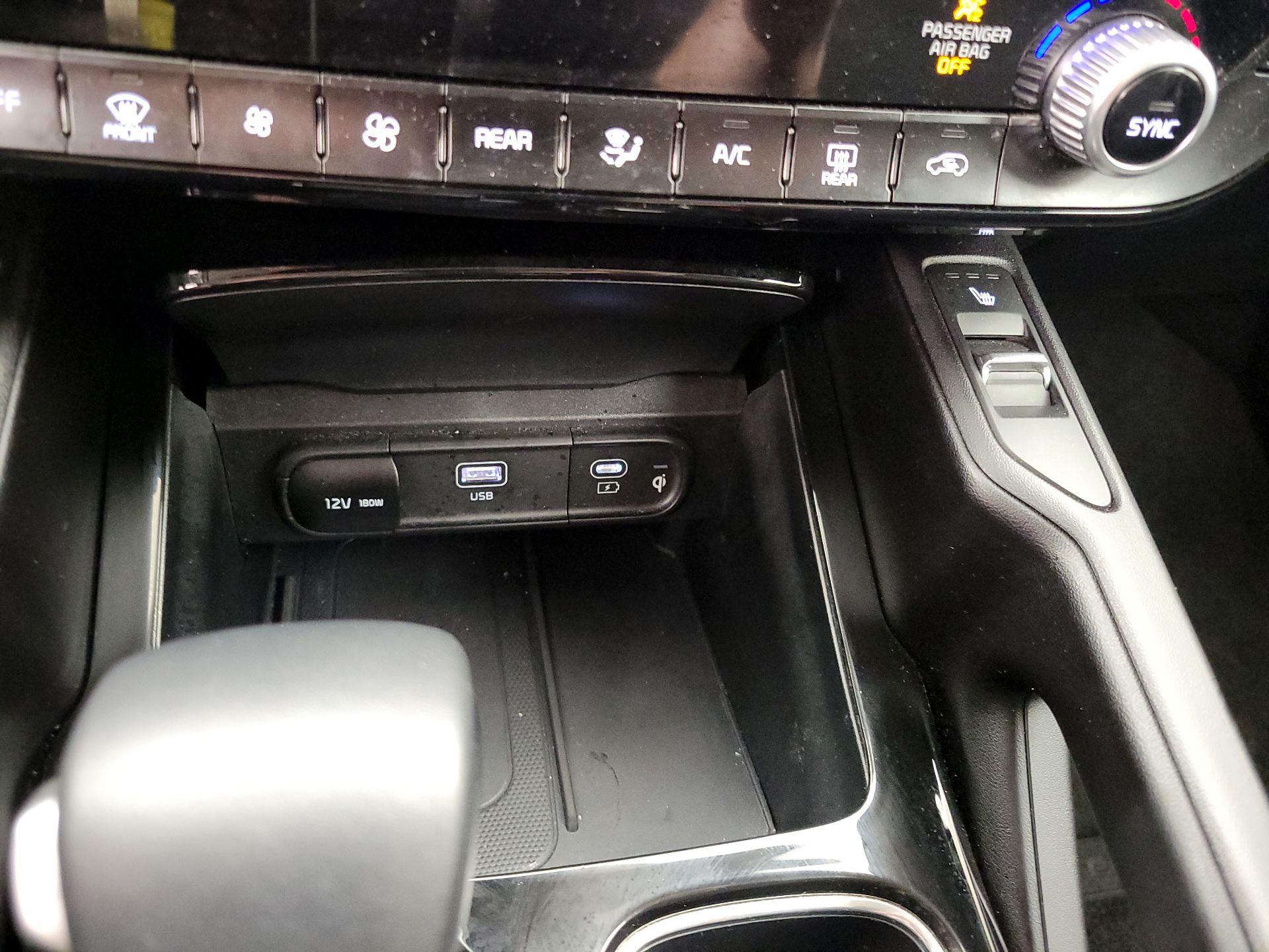 Thumbnail: 2025 Kia Telluride - 19