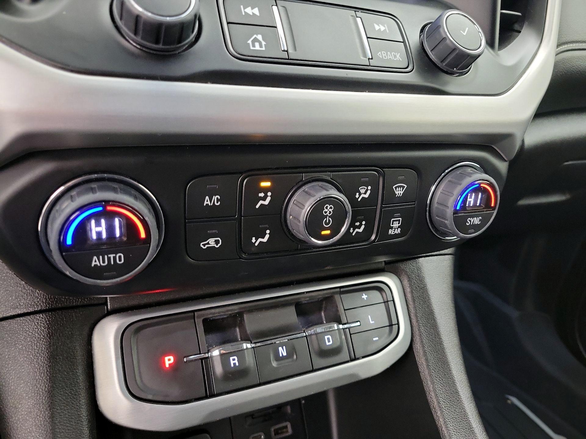 Thumbnail: 2023 GMC Acadia - 16