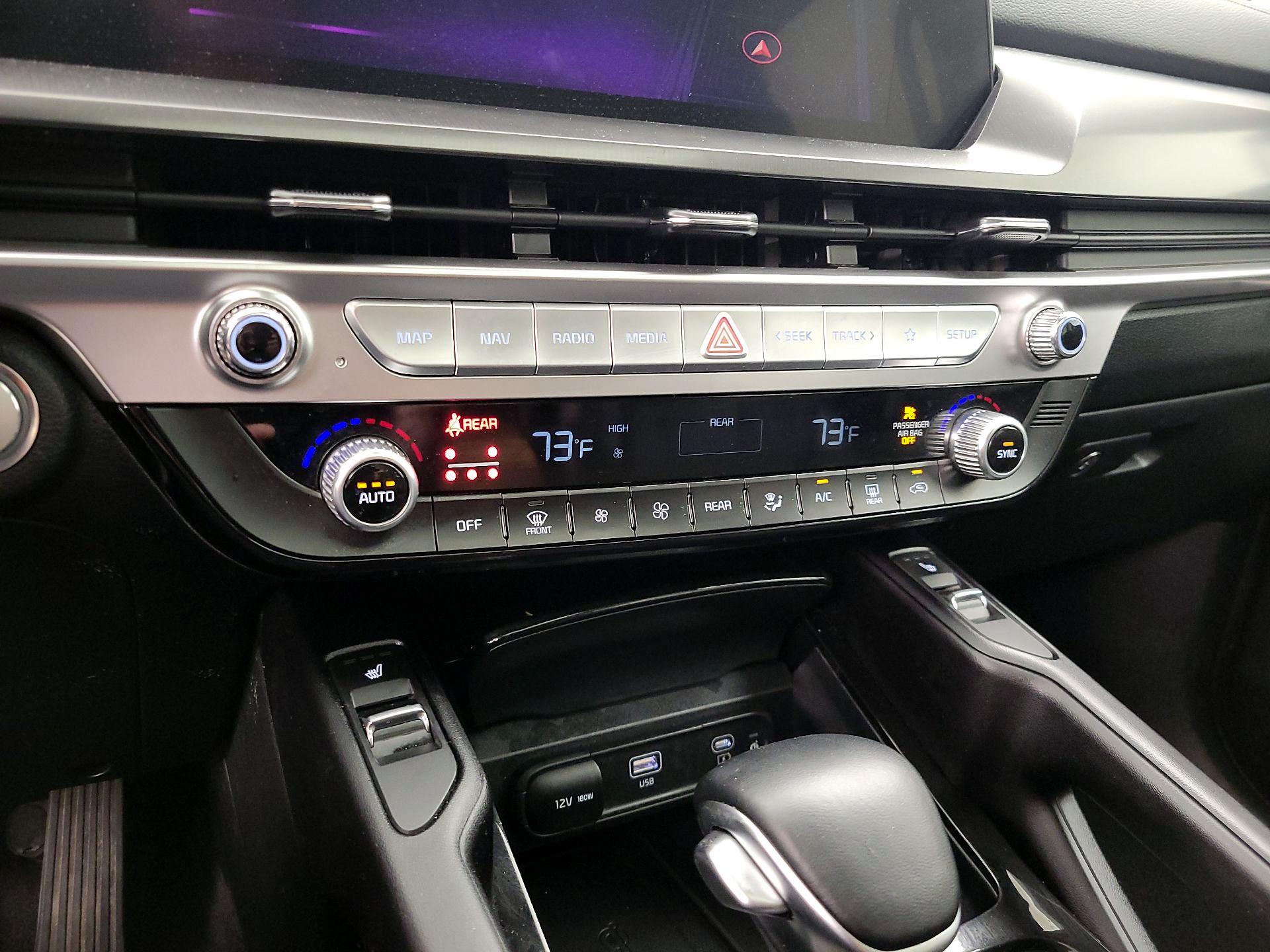 Thumbnail: 2025 Kia Telluride - 17