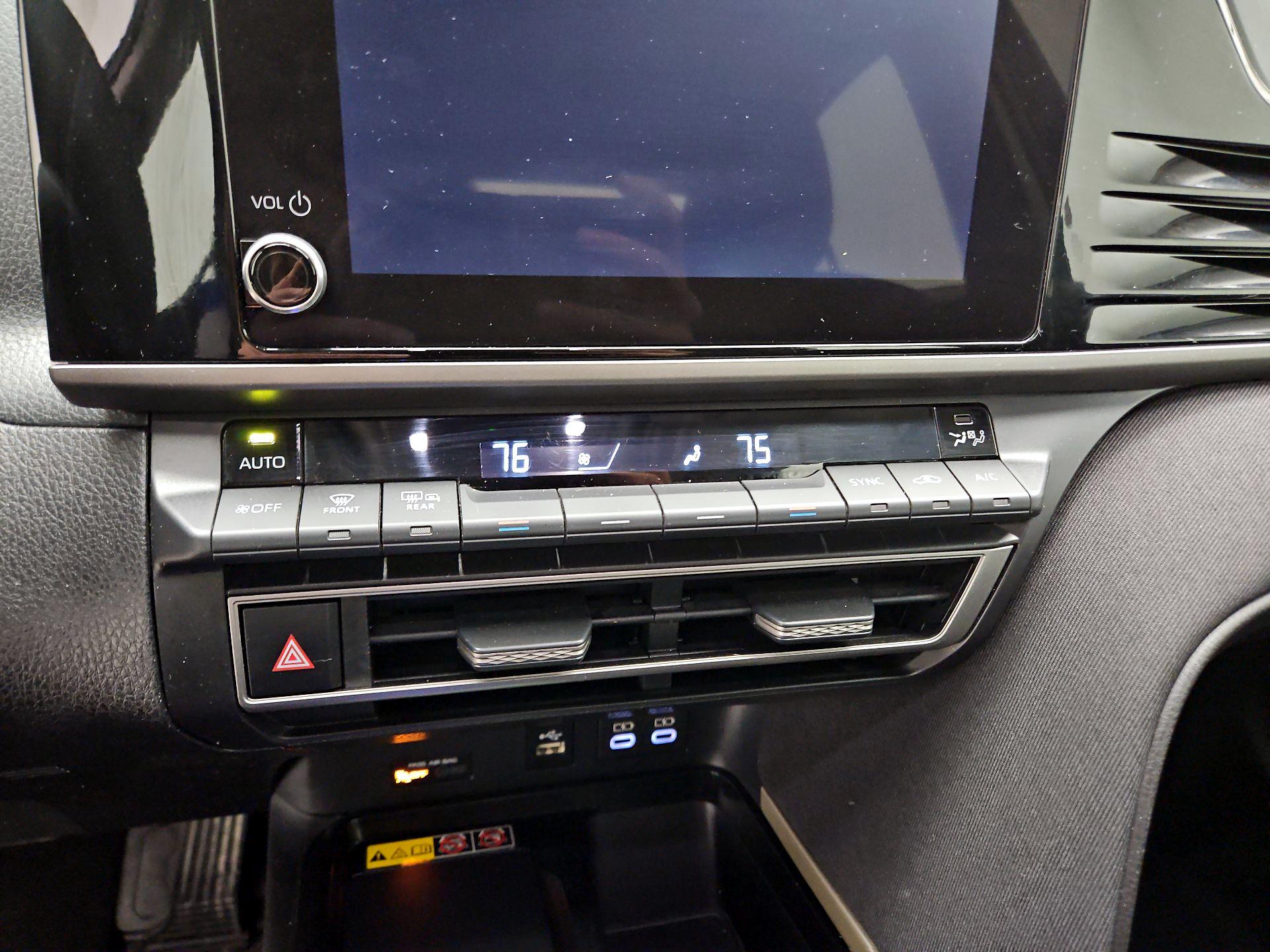 Thumbnail: 2025 Toyota Camry - 14