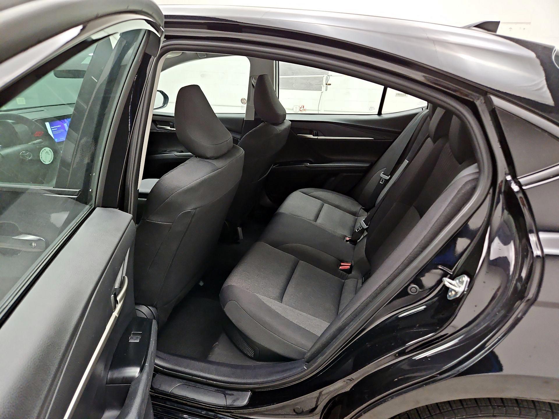 Thumbnail: 2025 Toyota Camry - 17