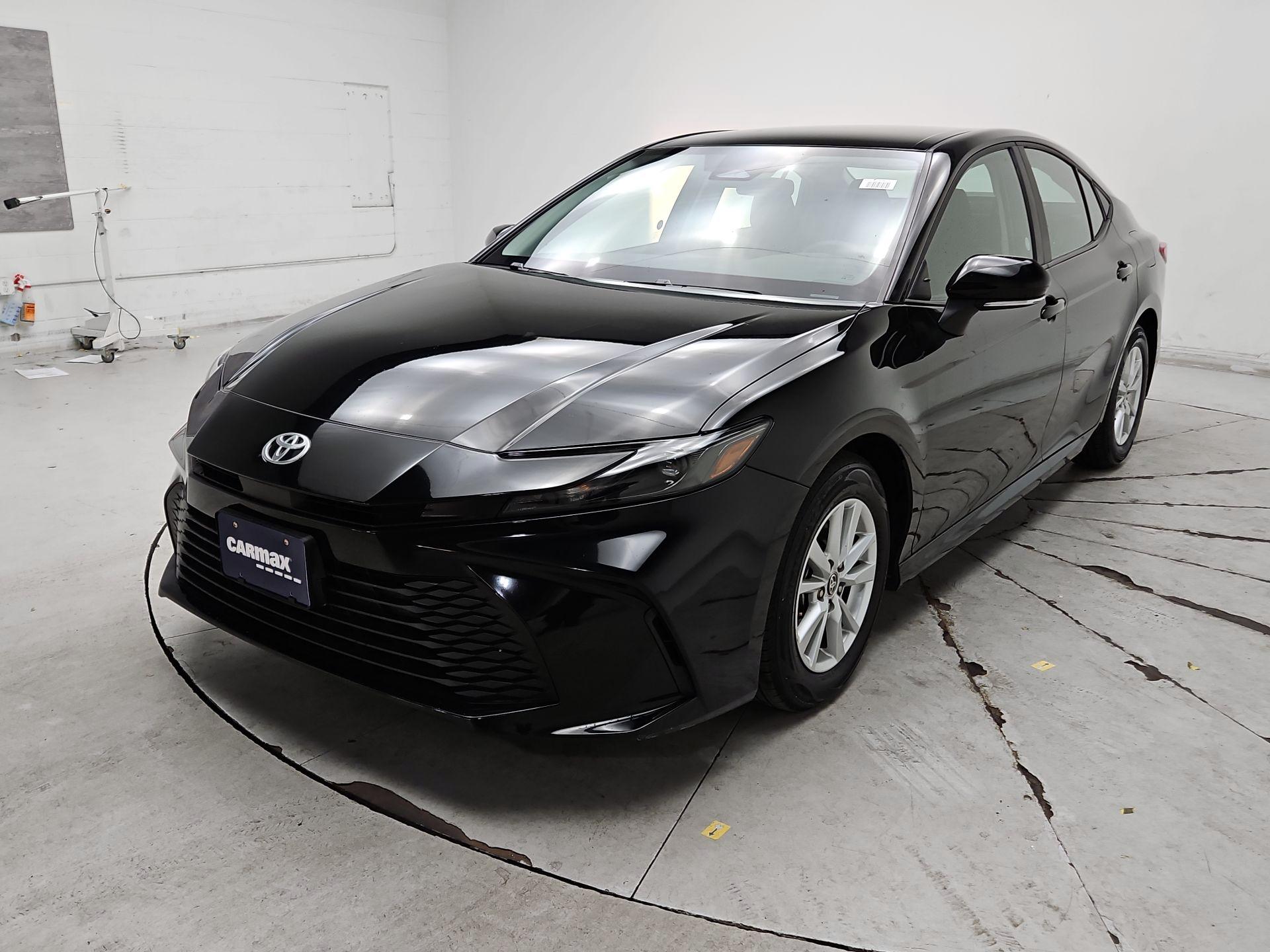 Thumbnail: 2025 Toyota Camry - 3