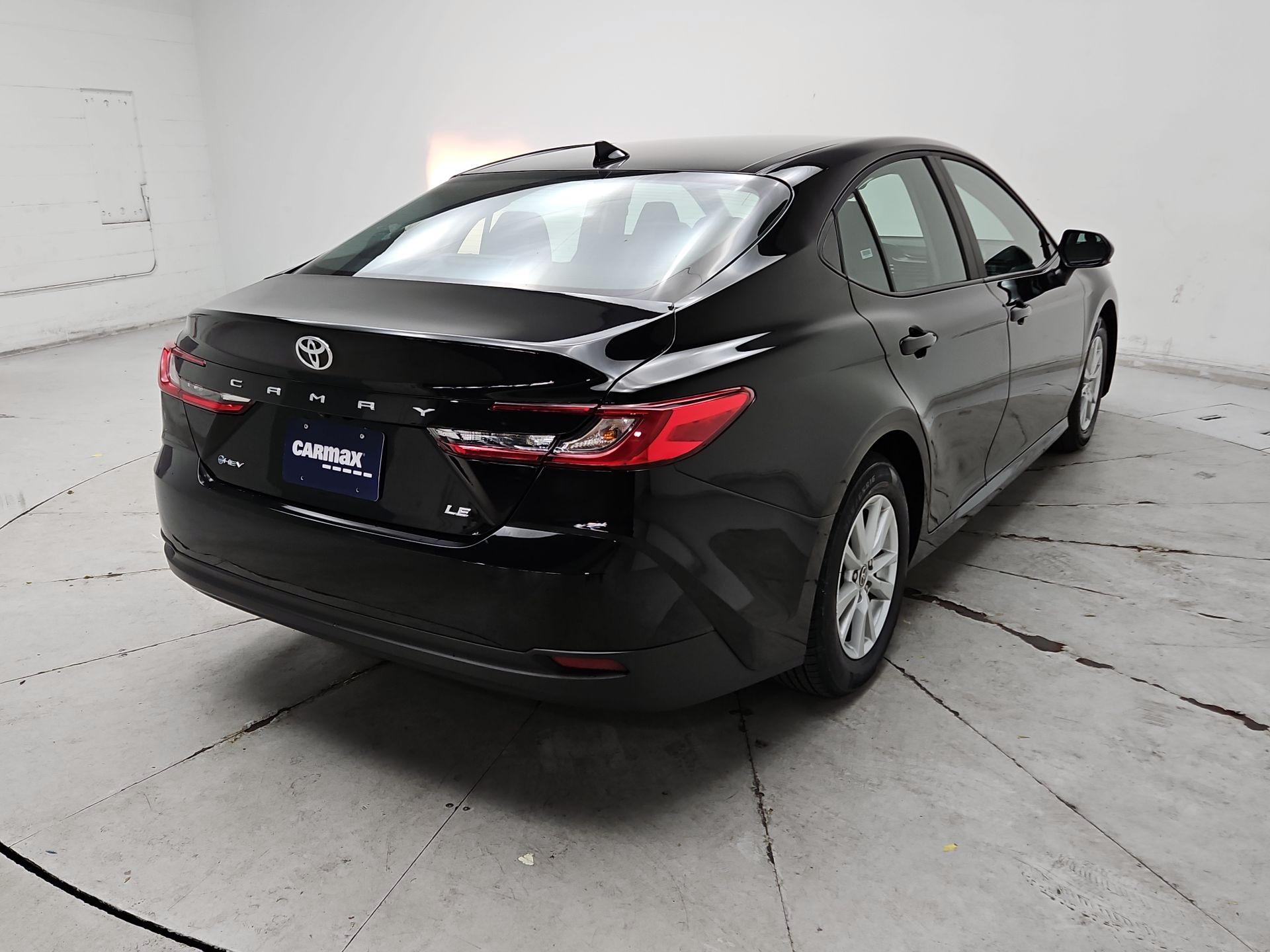 Thumbnail: 2025 Toyota Camry - 5