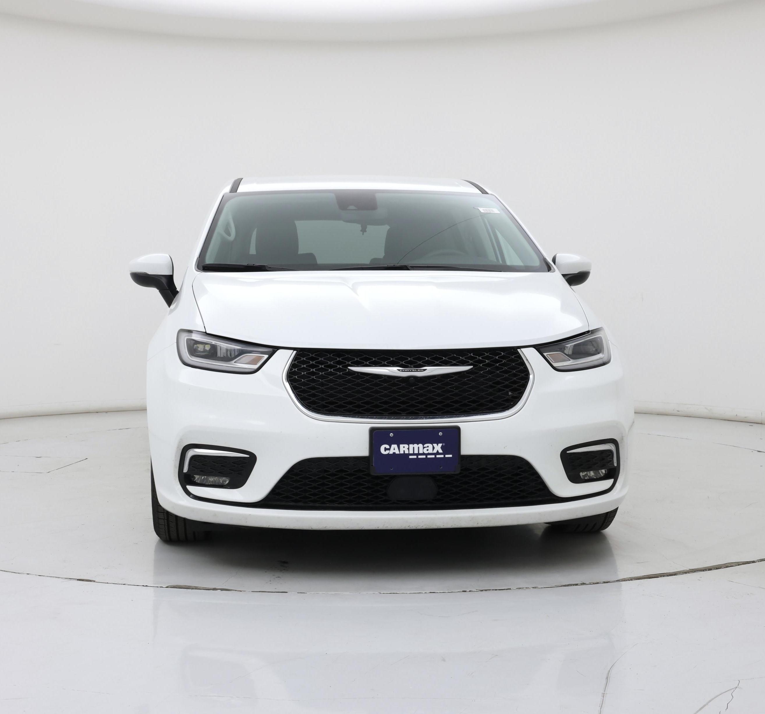 Thumbnail: 2023 Chrysler Pacifica - 5