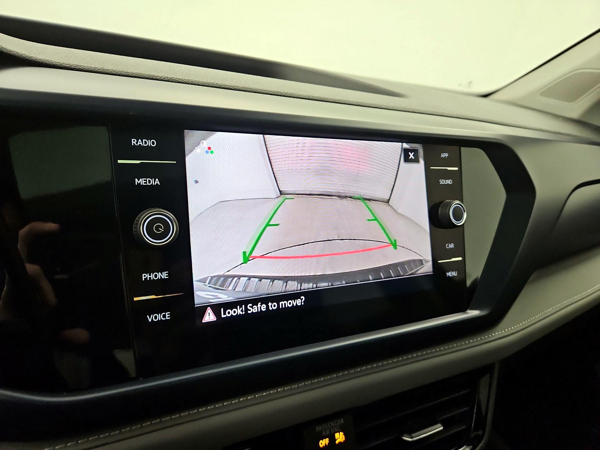 Thumbnail: 2024 Volkswagen Taos - 14