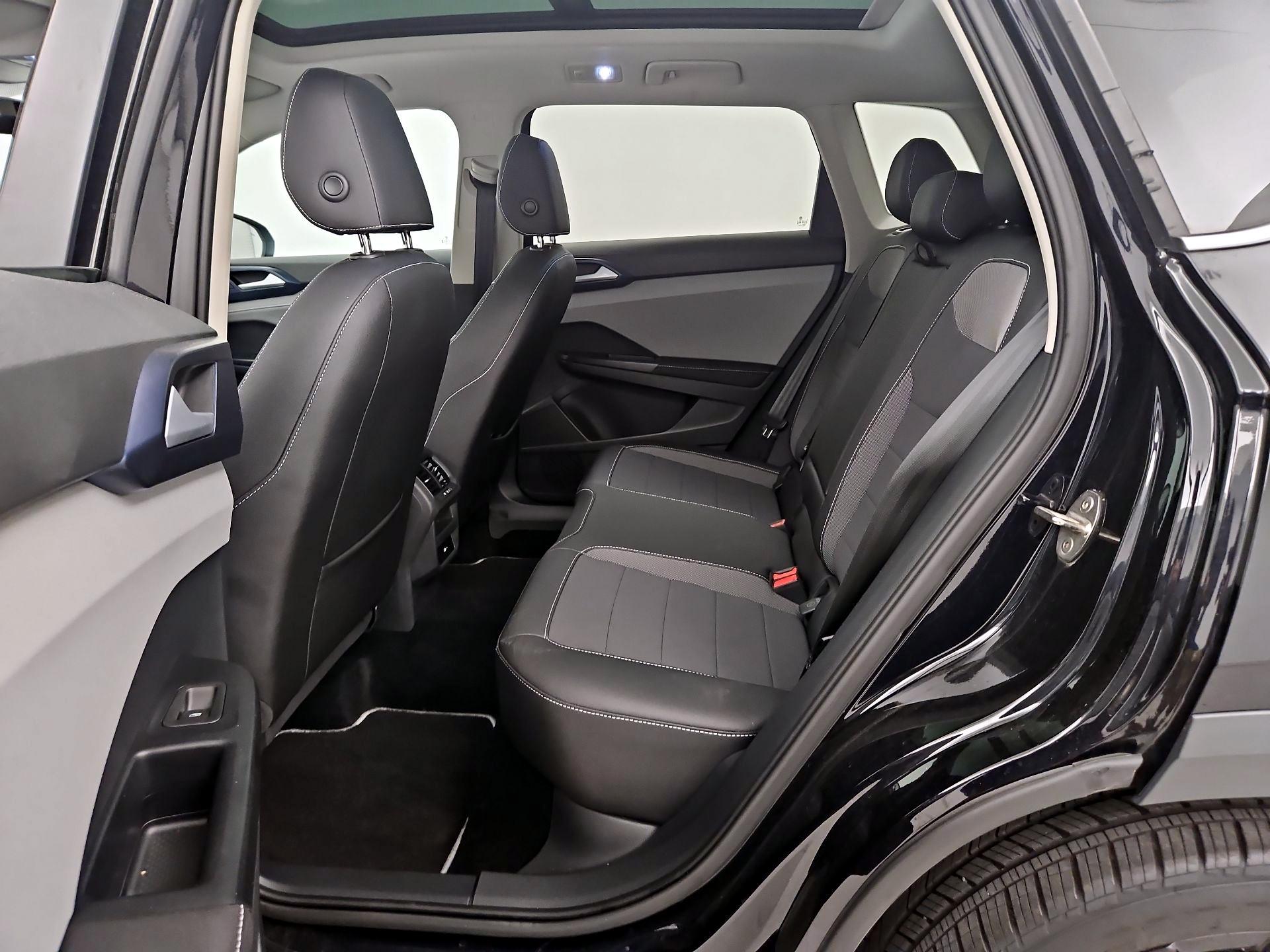 Thumbnail: 2024 Volkswagen Taos - 20