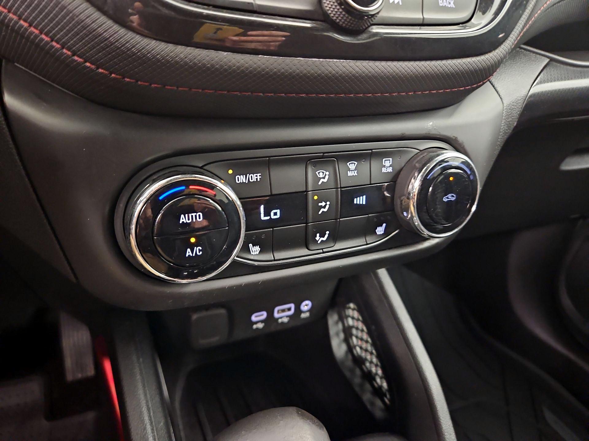 Thumbnail: 2021 Chevrolet TrailBlazer - 16