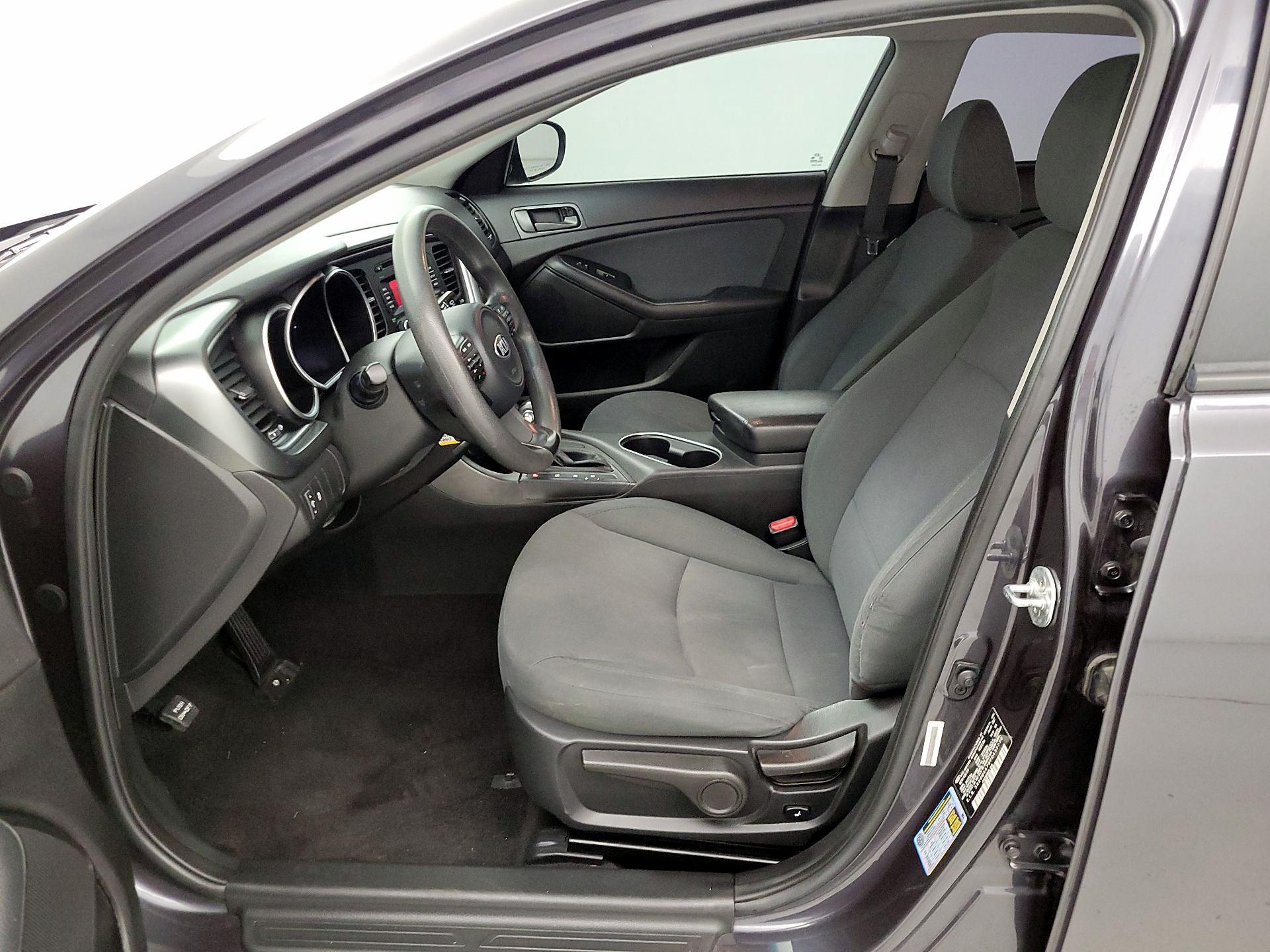 Thumbnail: 2015 Kia Optima - 11