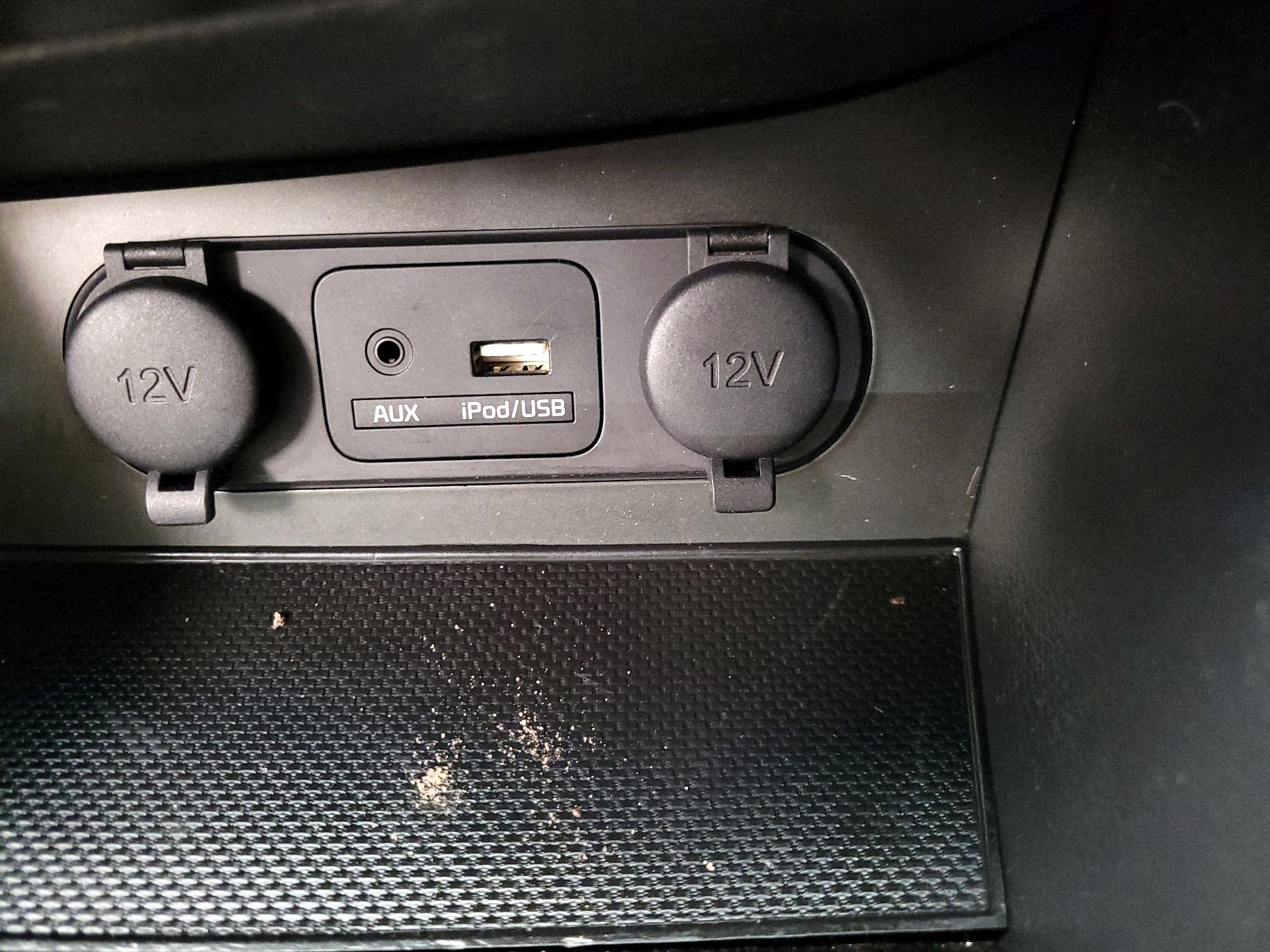 Thumbnail: 2015 Kia Optima - 17