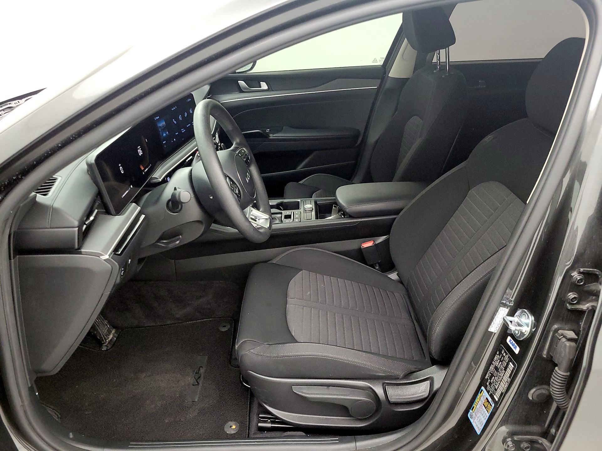 Thumbnail: 2025 Kia K5 - 11