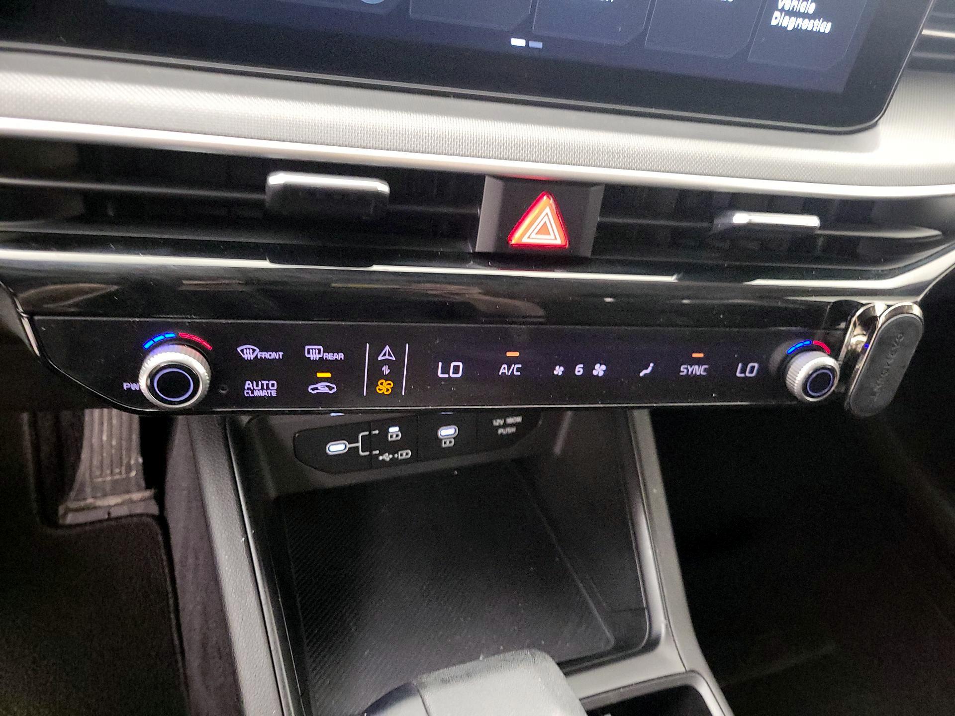 Thumbnail: 2025 Kia K5 - 16