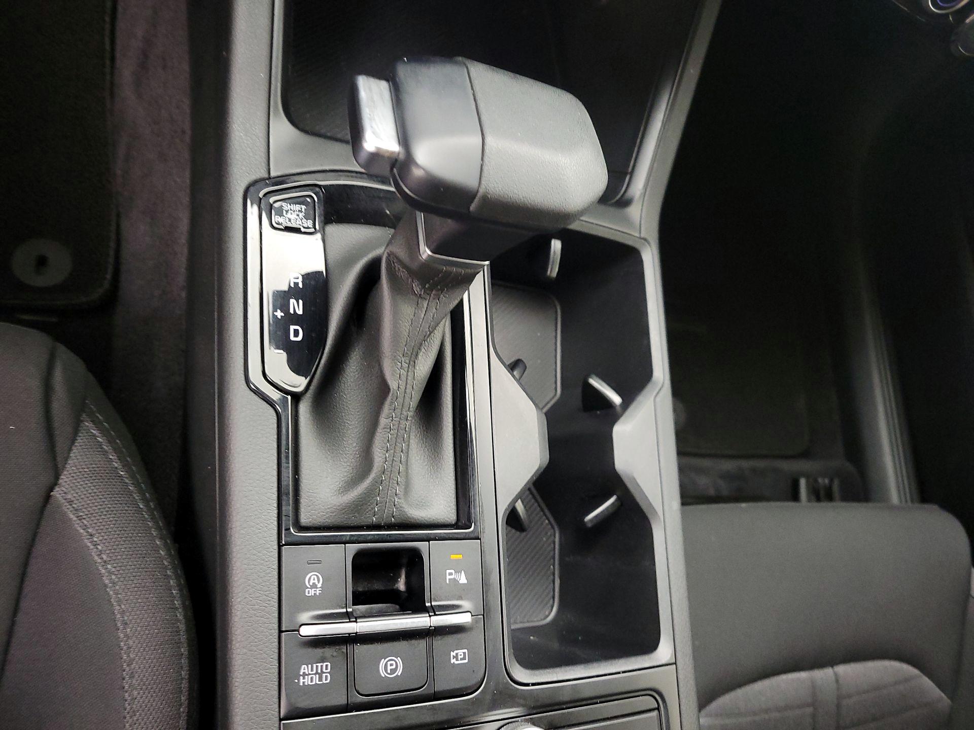 Thumbnail: 2025 Kia K5 - 17