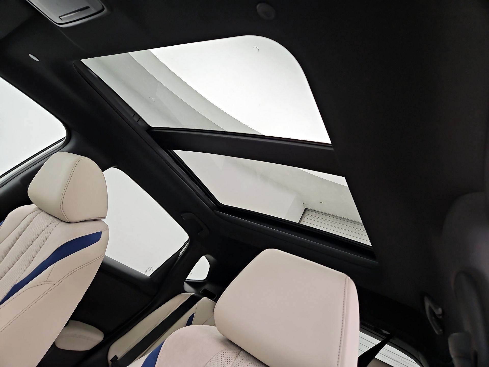 Thumbnail: 2025 Acura ADX - 19