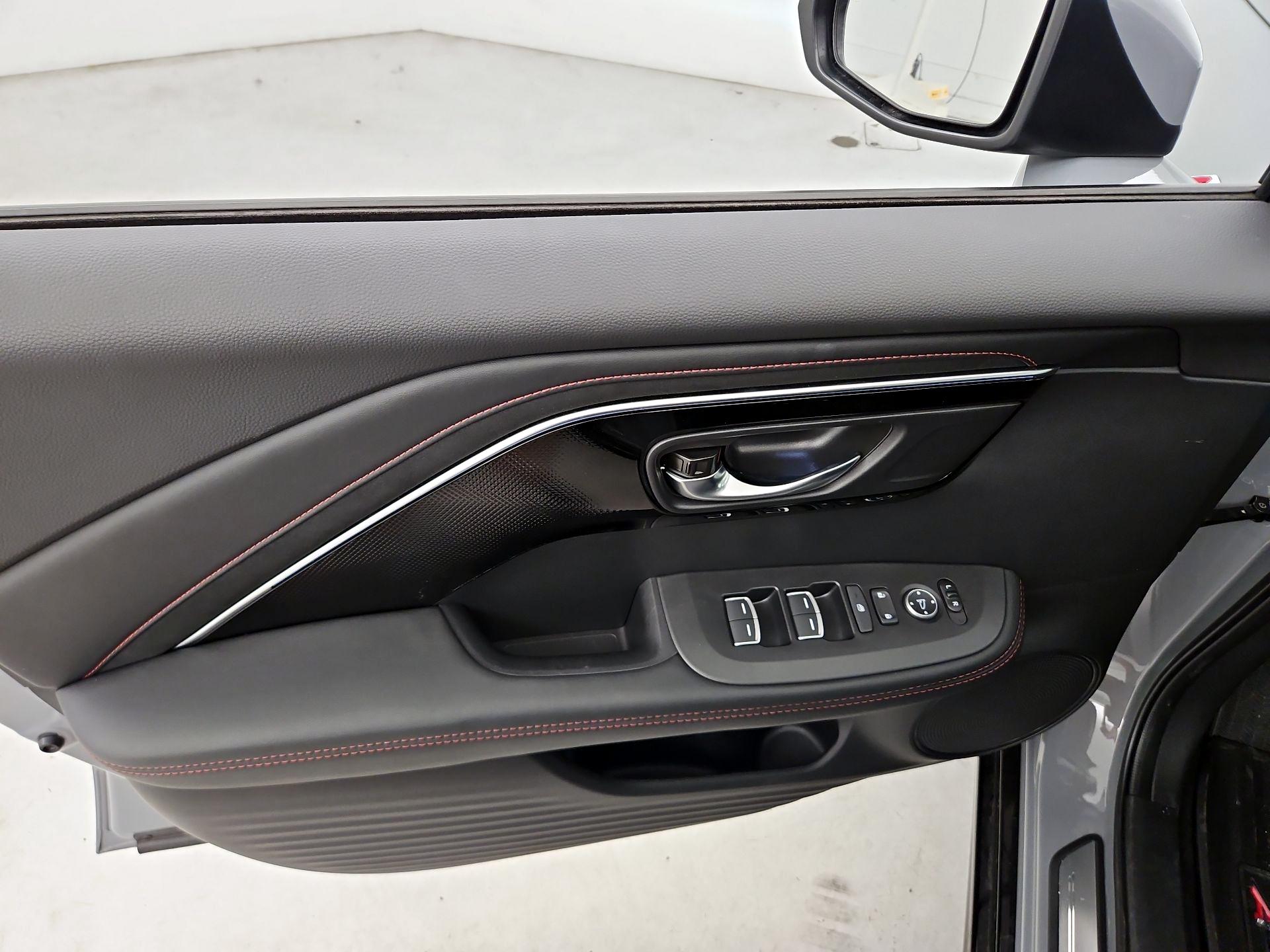 Thumbnail: 2025 Acura ADX - 12