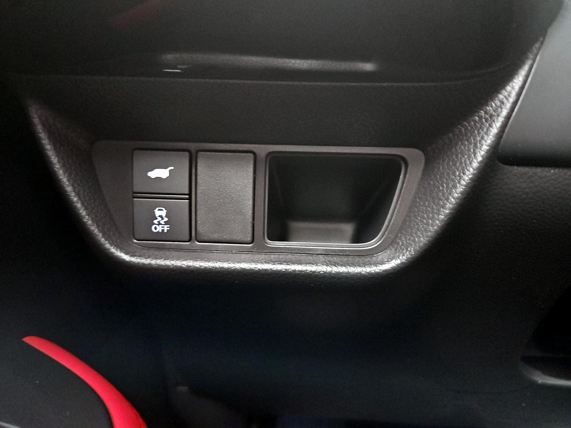 Thumbnail: 2025 Acura ADX - 13