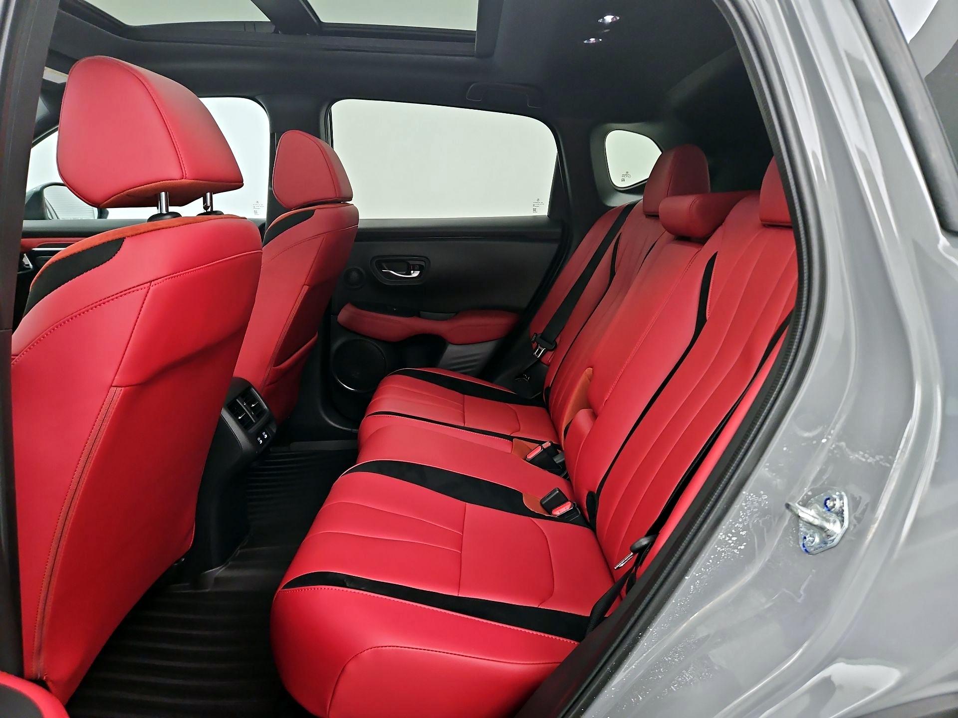 Thumbnail: 2025 Acura ADX - 20