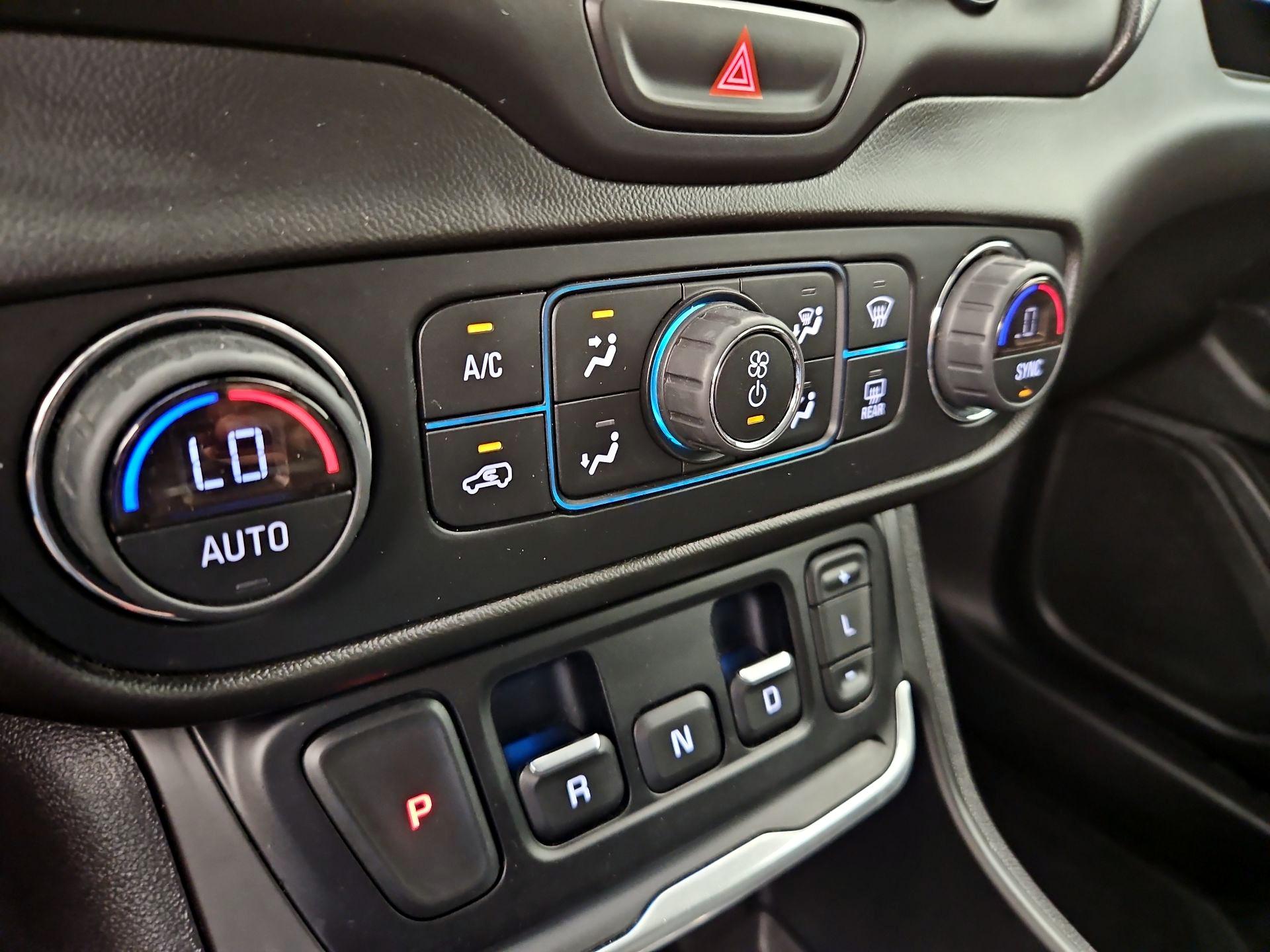 Thumbnail: 2021 GMC Terrain - 16