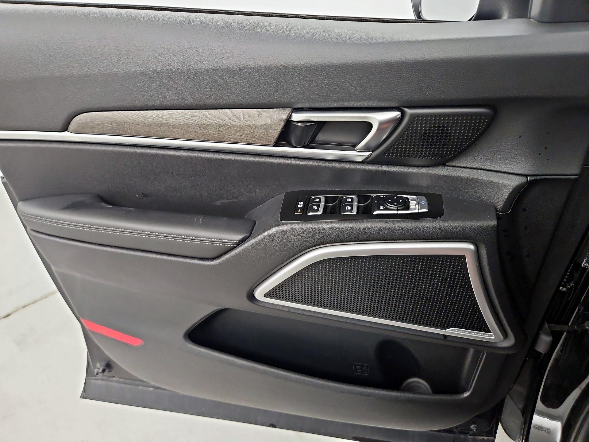 Thumbnail: 2021 Kia Telluride - 12