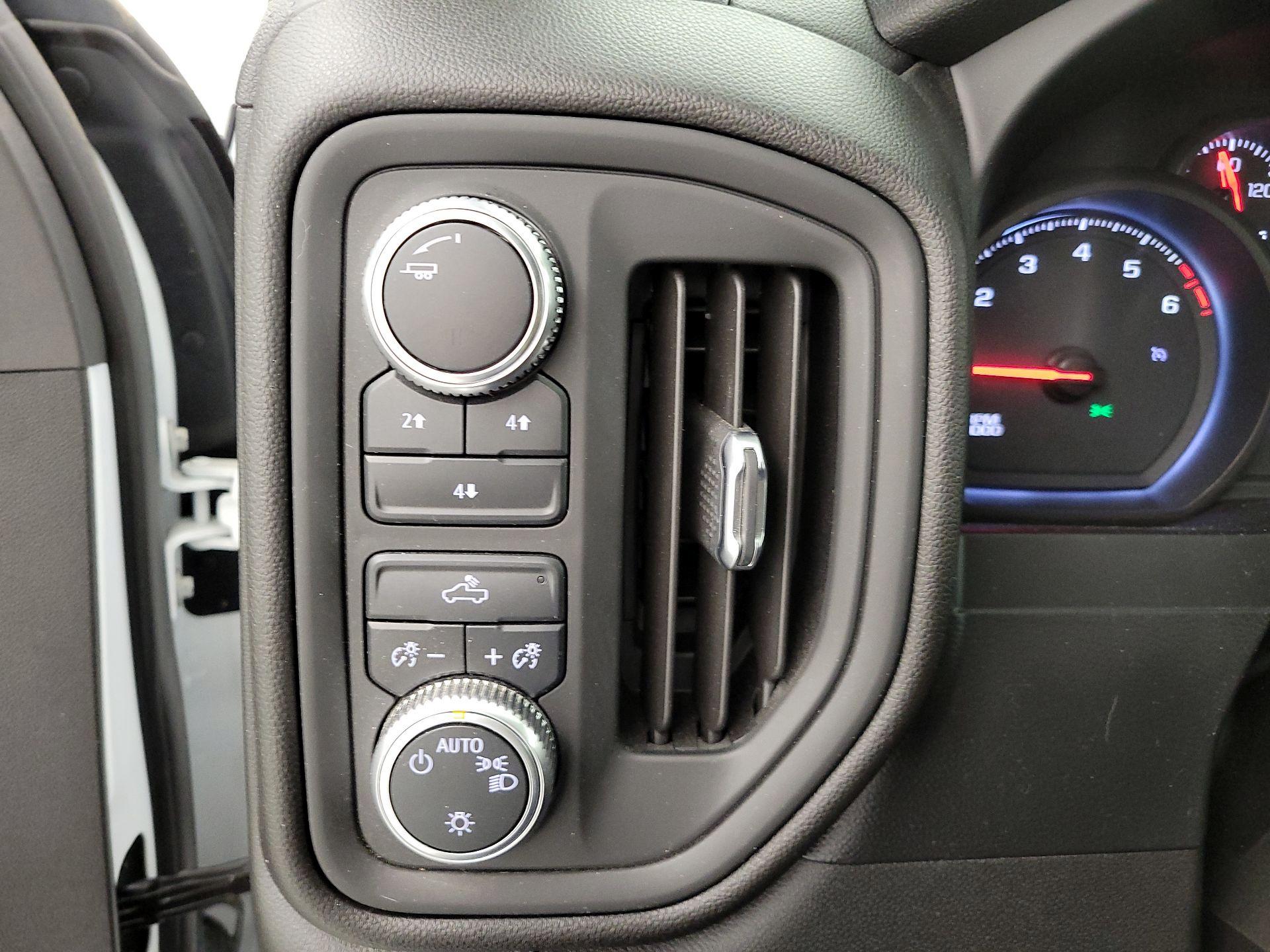 Thumbnail: 2020 GMC Sierra 2500 - 13