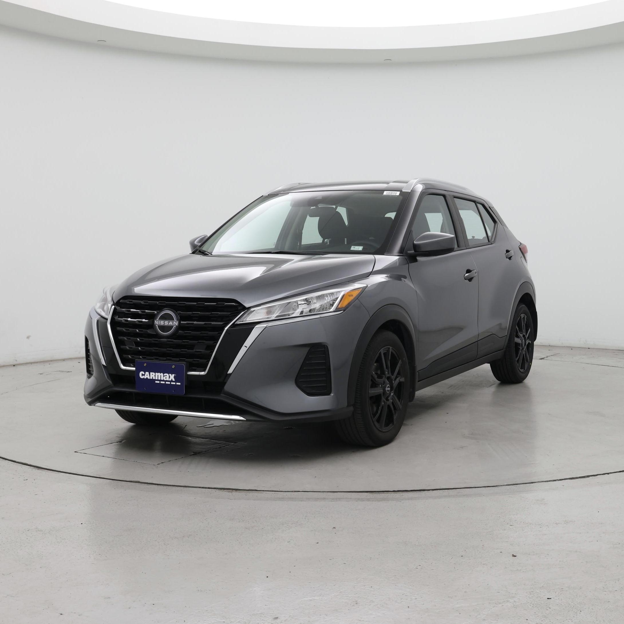 Thumbnail: 2023 Nissan Kicks - 4