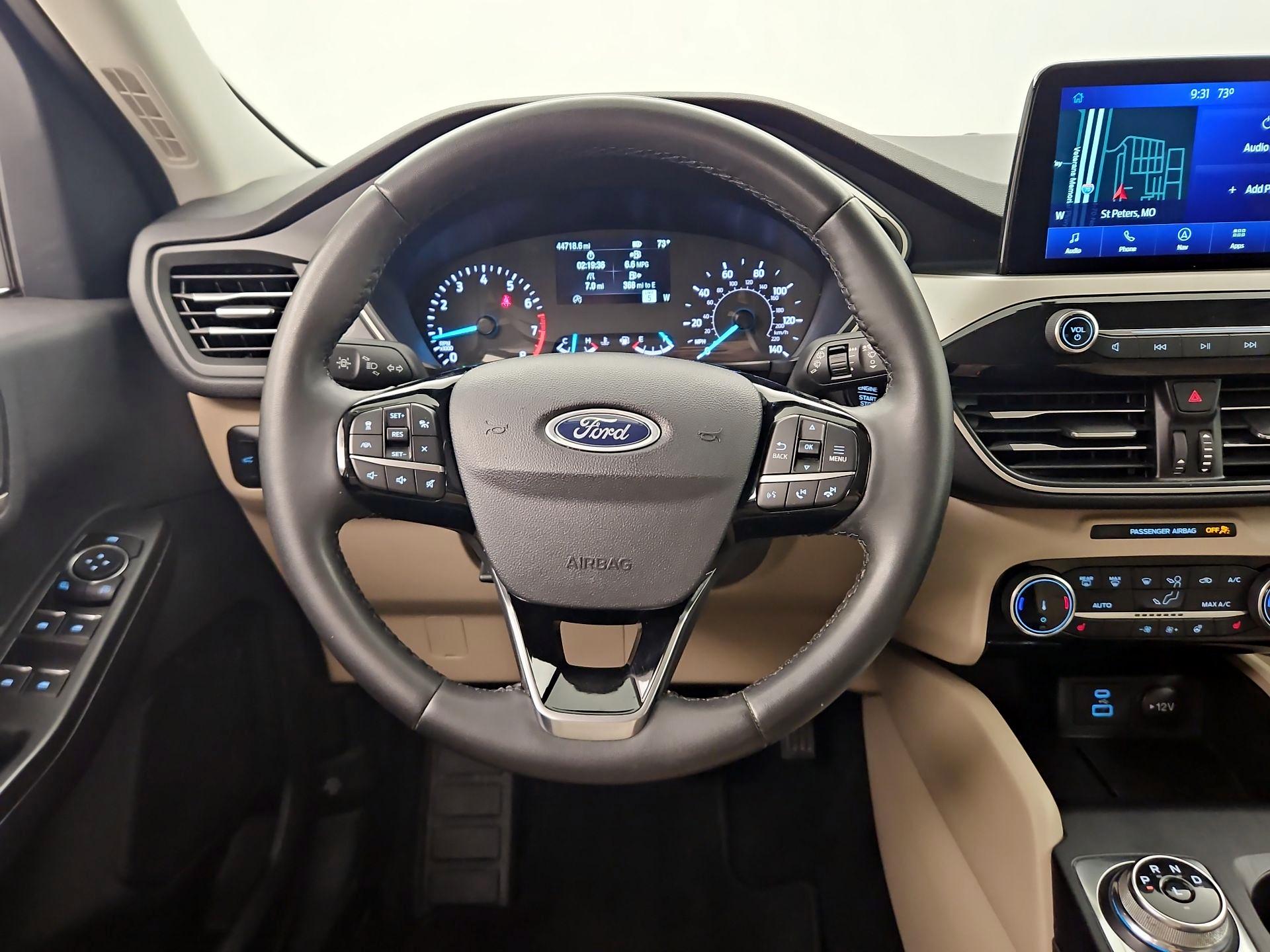 Thumbnail: 2022 Ford Escape - 10