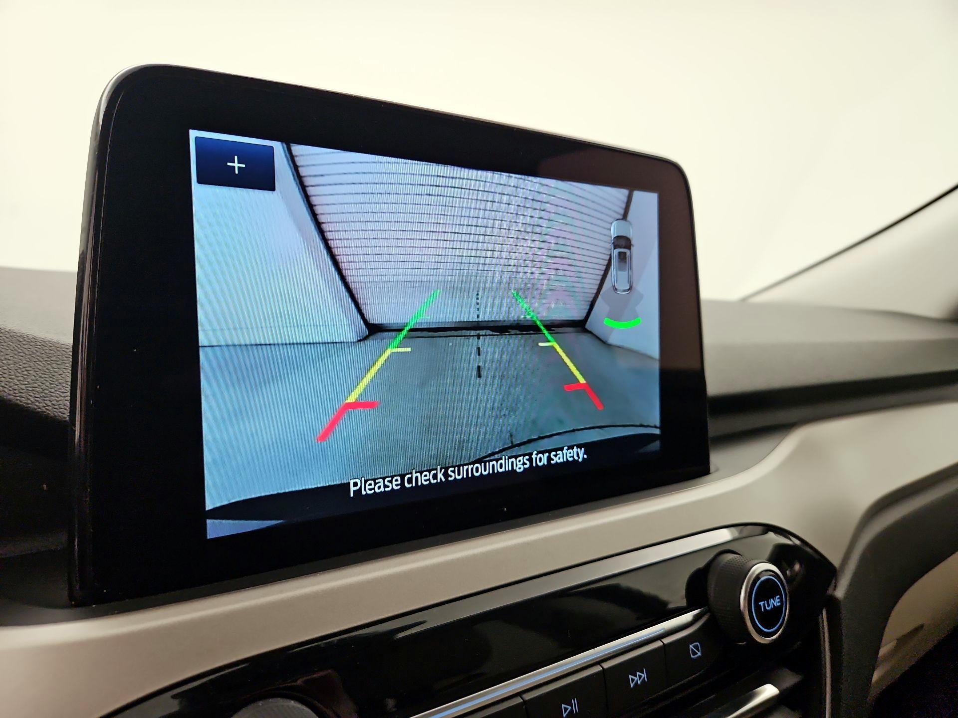 Thumbnail: 2022 Ford Escape - 15