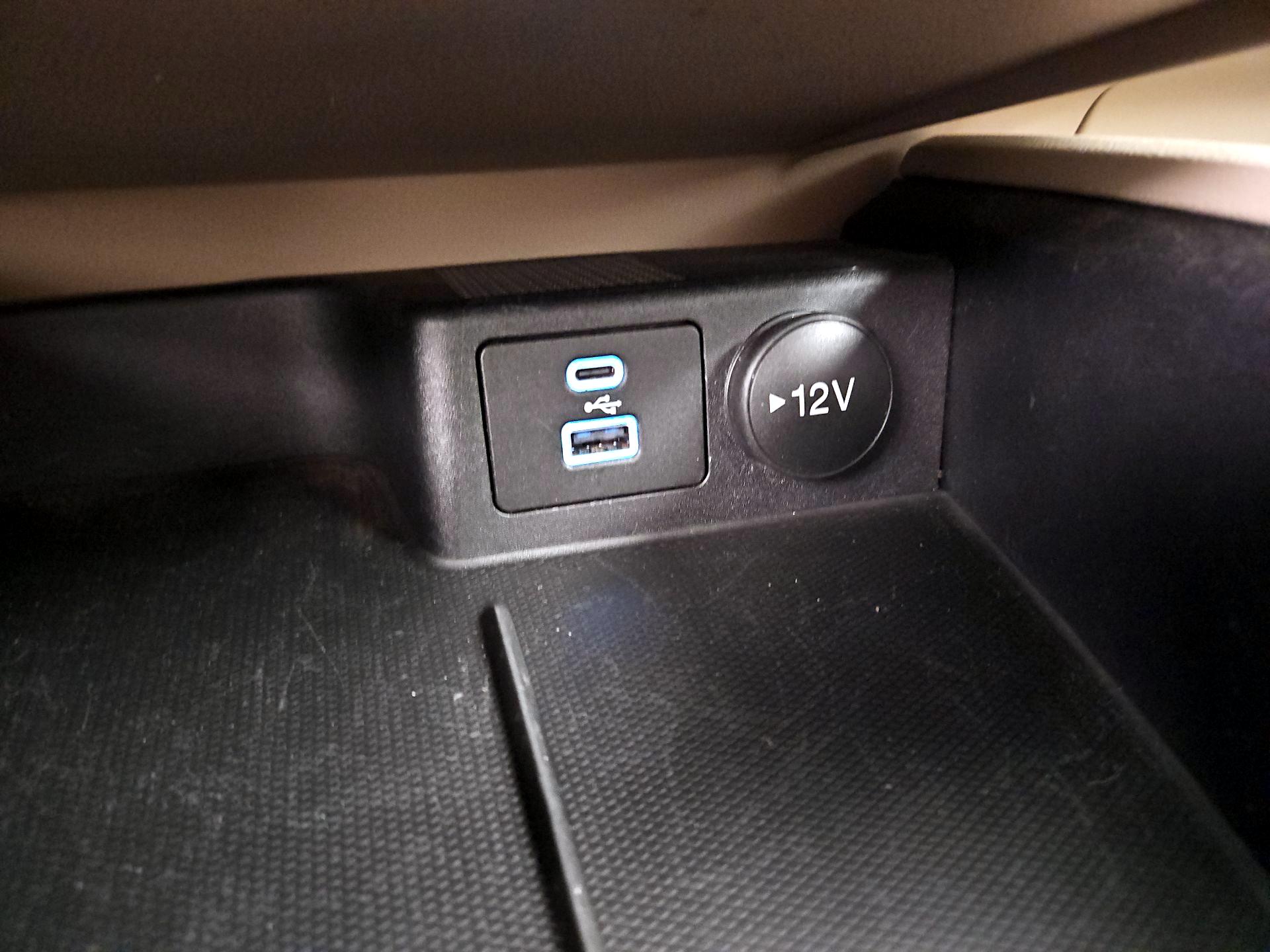 Thumbnail: 2022 Ford Escape - 19