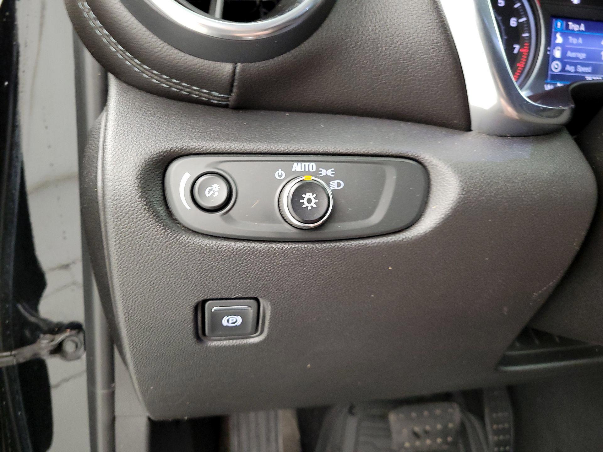 Thumbnail: 2021 Chevrolet Blazer - 13