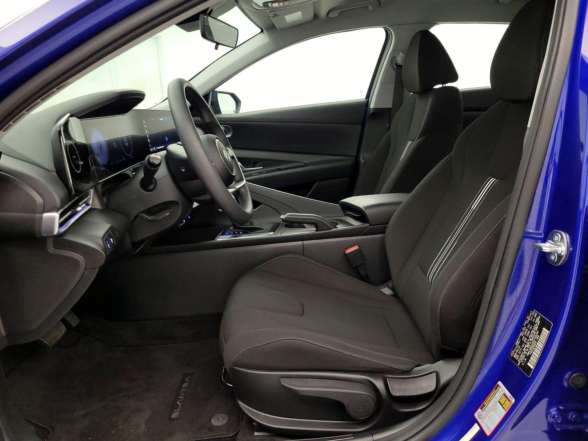 Thumbnail: 2024 Hyundai Elantra - 11