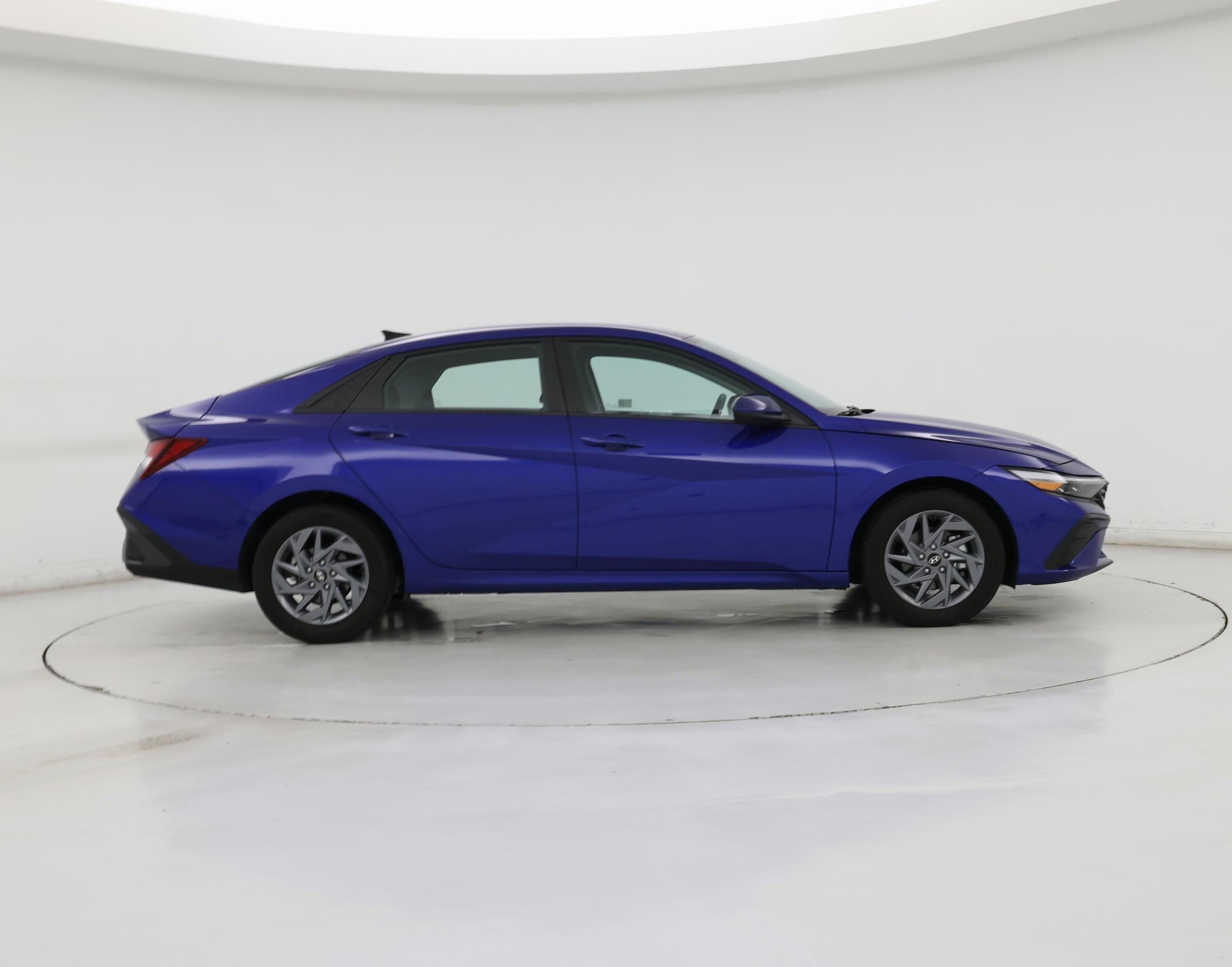 Thumbnail: 2024 Hyundai Elantra - 7