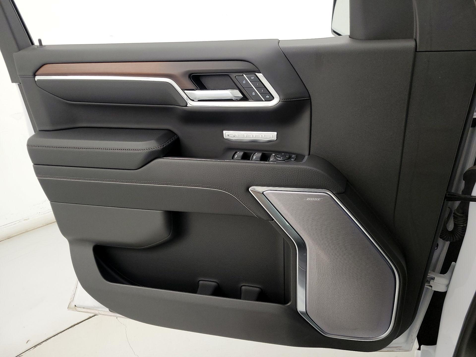 Thumbnail: 2024 GMC Sierra 1500 - 12