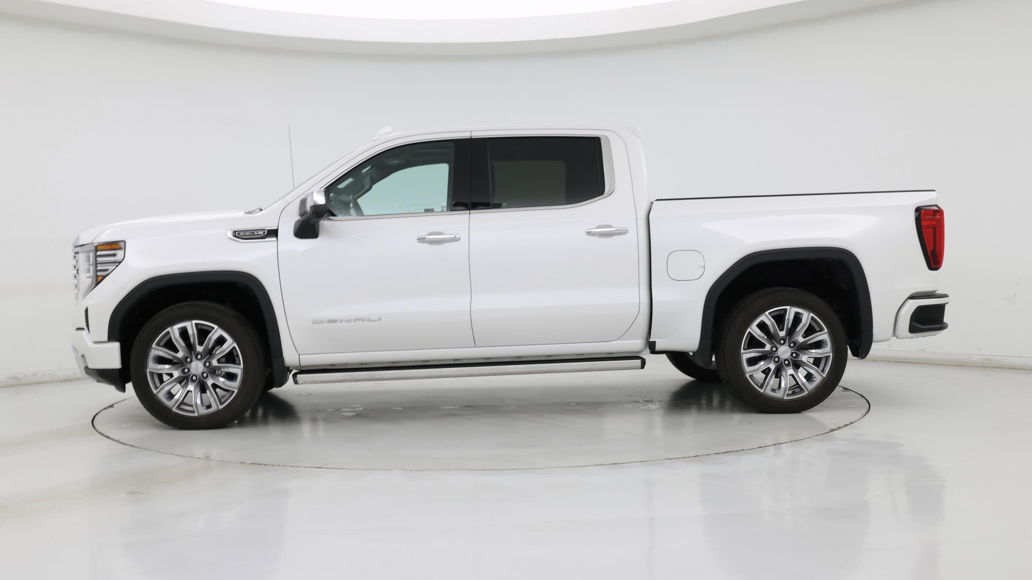 Thumbnail: 2024 GMC Sierra 1500 - 3