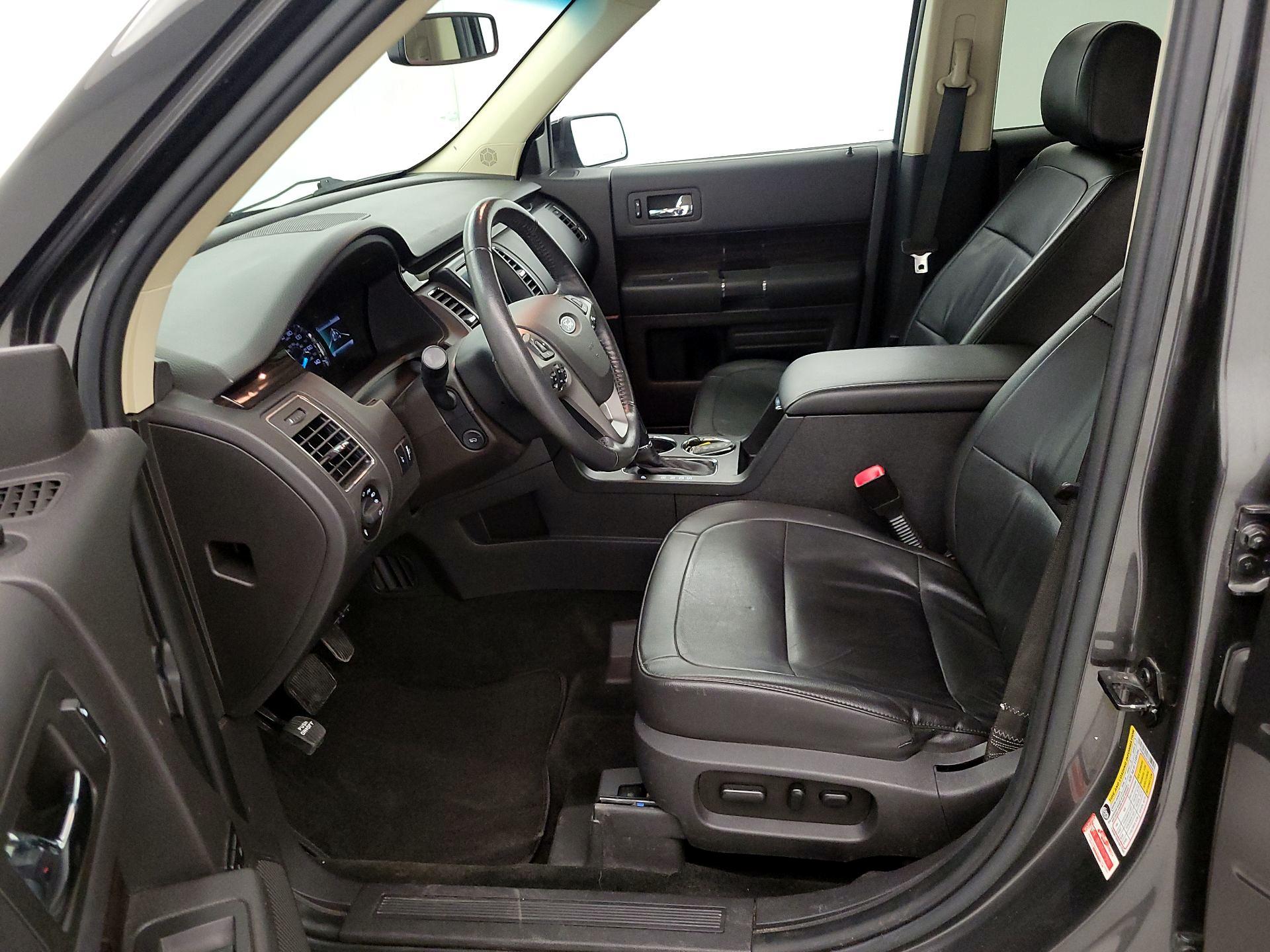 Thumbnail: 2018 Ford Flex - 11