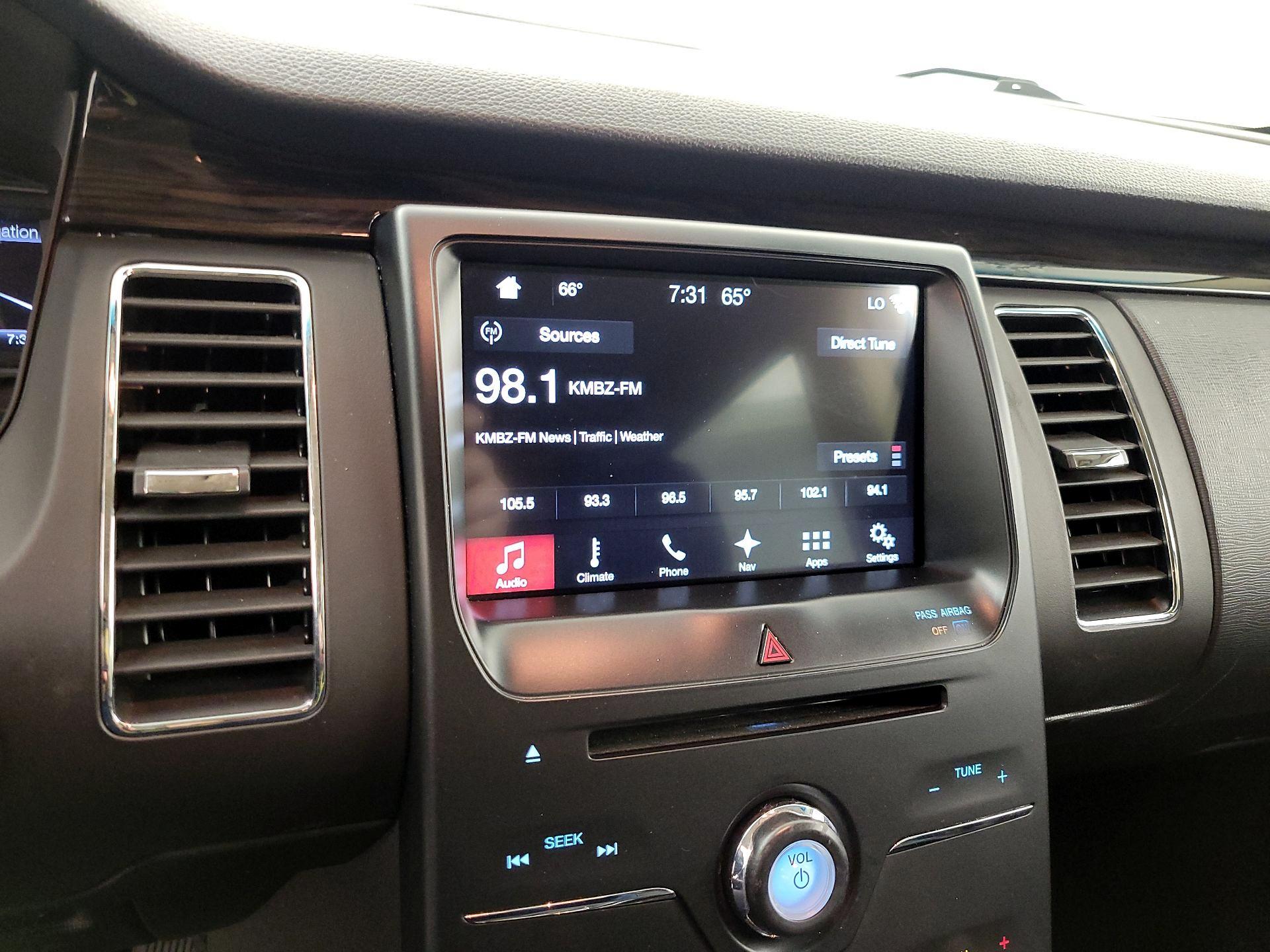 Thumbnail: 2018 Ford Flex - 16