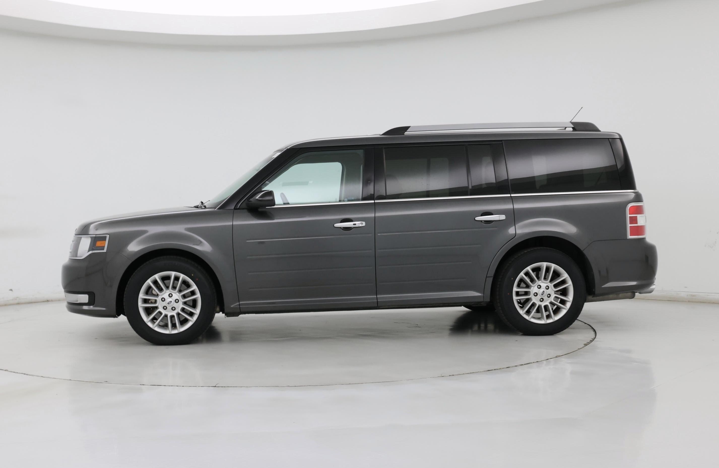Thumbnail: 2018 Ford Flex - 3