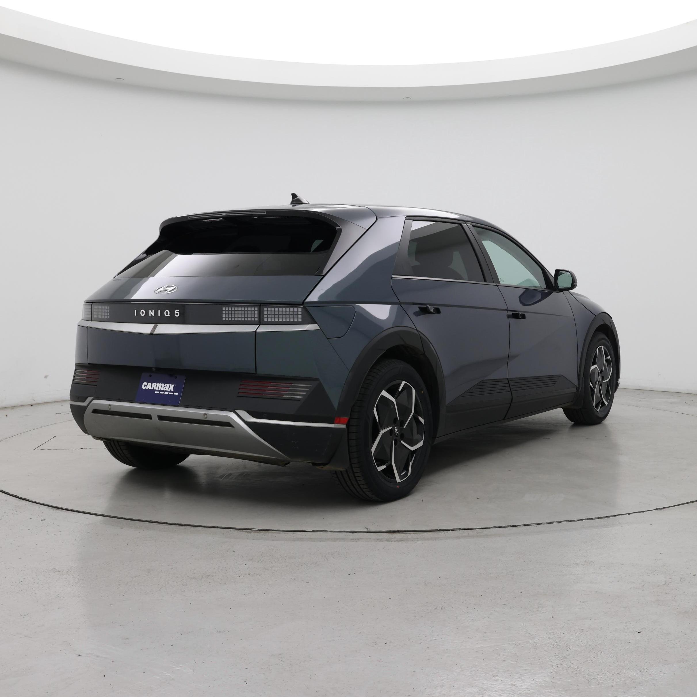 Thumbnail: 2023 Hyundai Ioniq 5 - 8