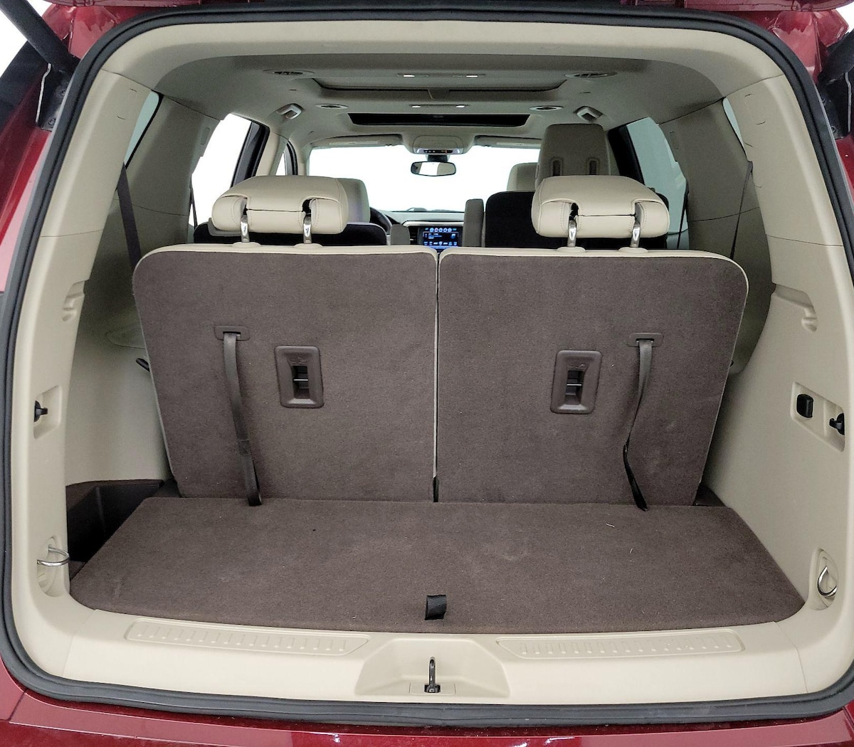 Trunk/Cargo (Seats Up)