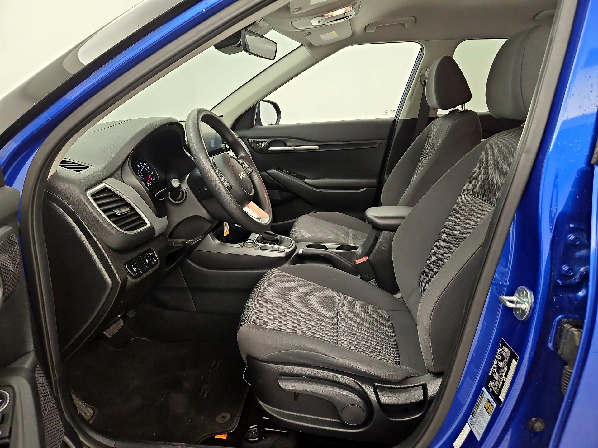 Thumbnail: 2023 Kia Seltos - 11