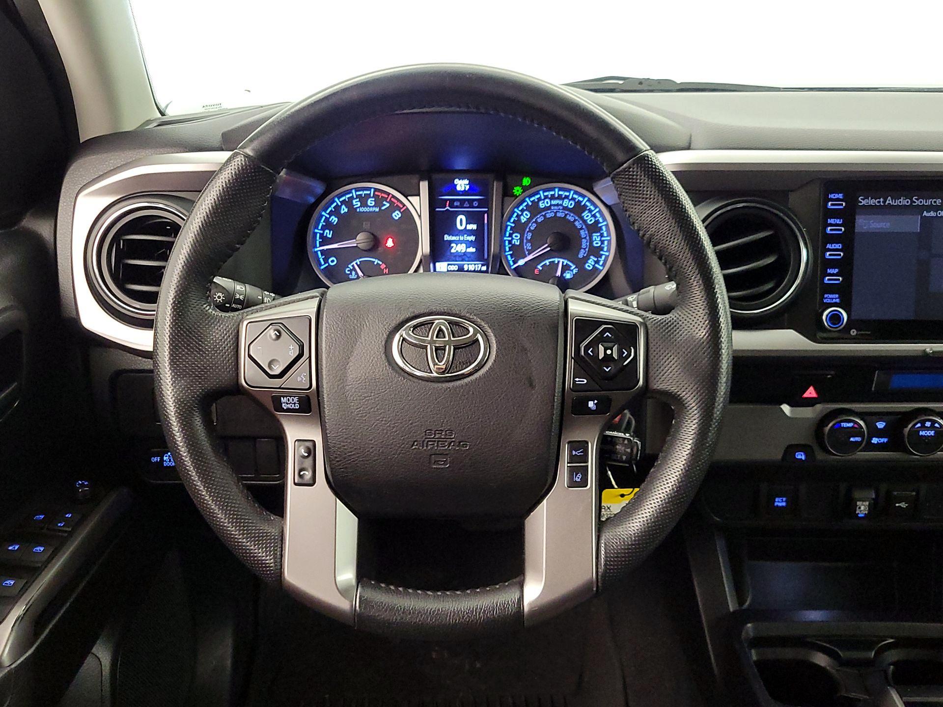 Thumbnail: 2022 Toyota Tacoma - 10