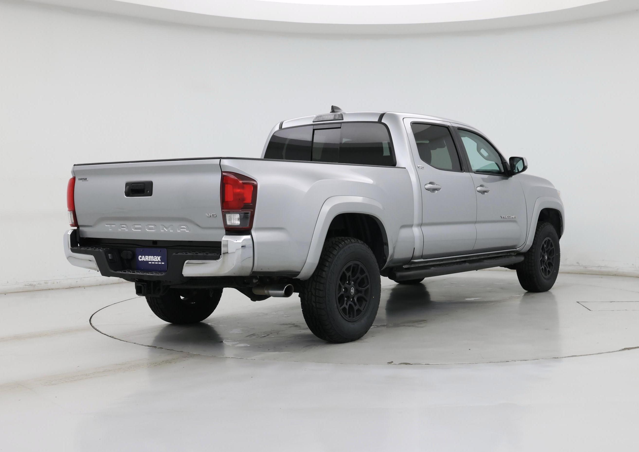 Thumbnail: 2022 Toyota Tacoma - 8