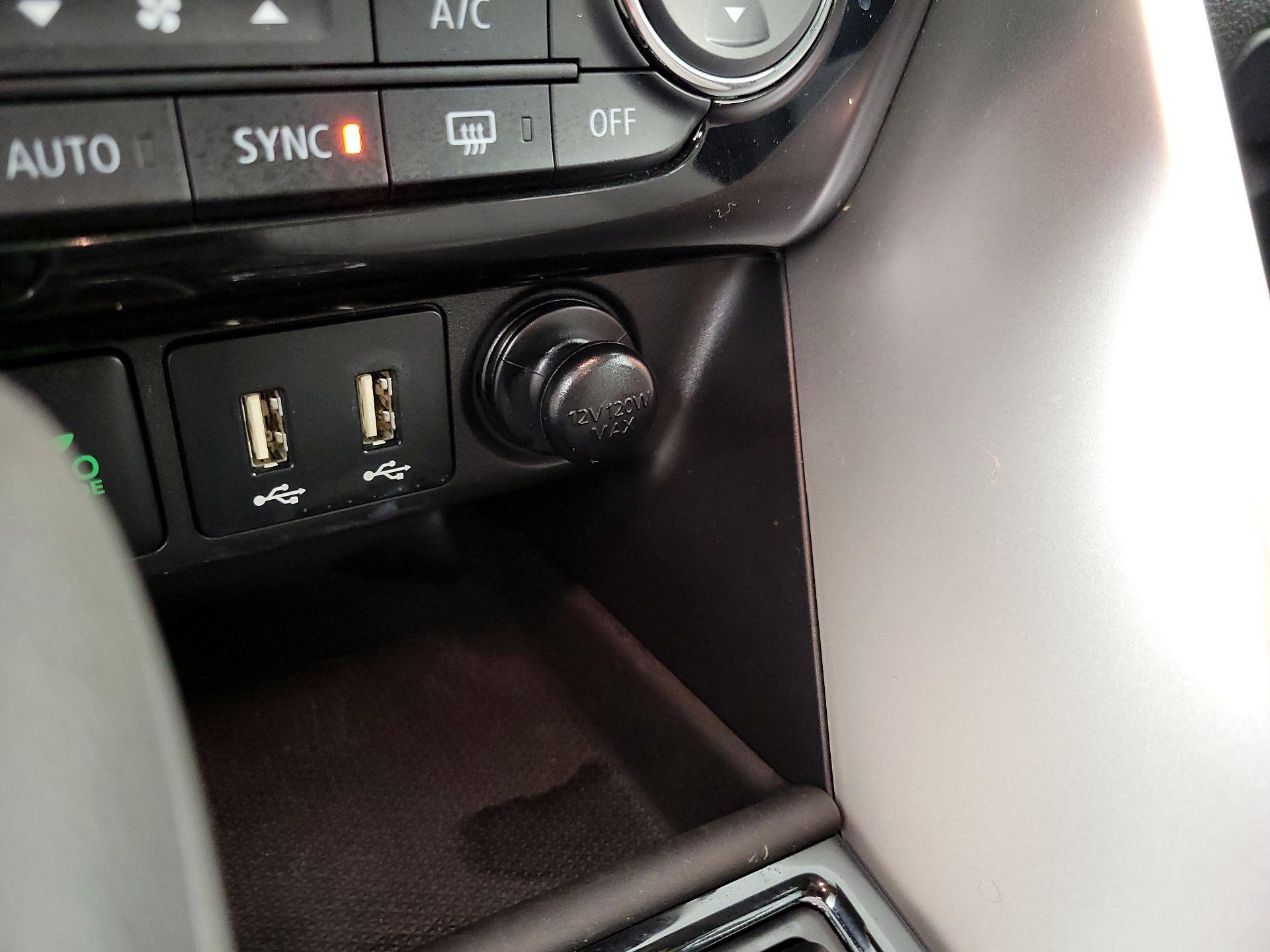 Thumbnail: 2022 Mitsubishi Eclipse Cross - 19